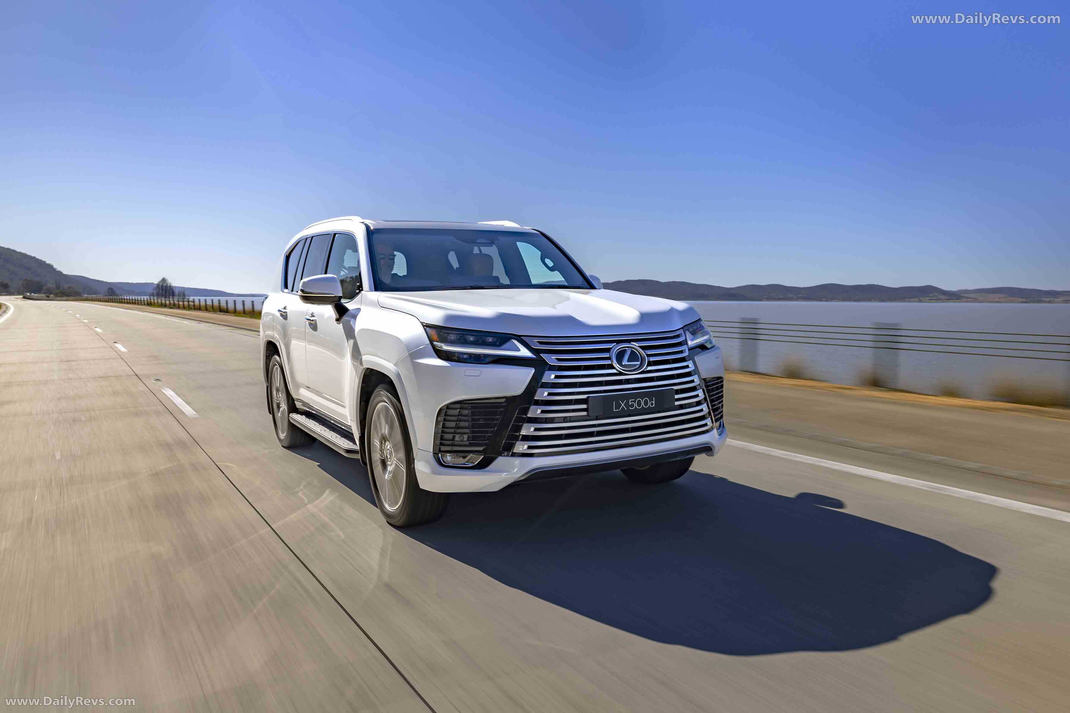 2025 Lexus LX Sports Luxury Australian Version Front View