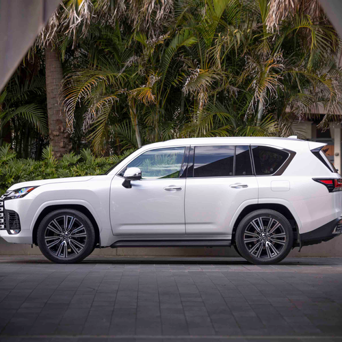 2025 Lexus LX Sports Luxury Australian Version Side View