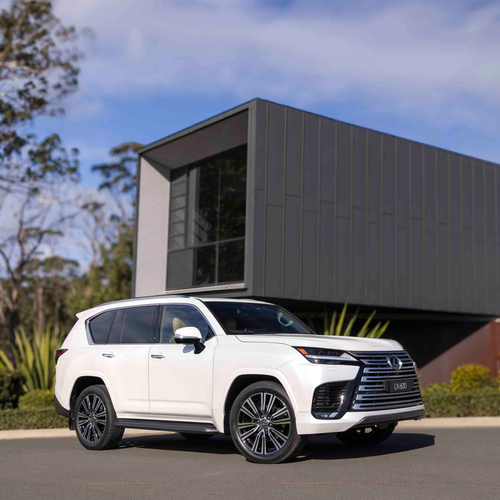 2025 Lexus LX Sports Luxury Australian Version Side View