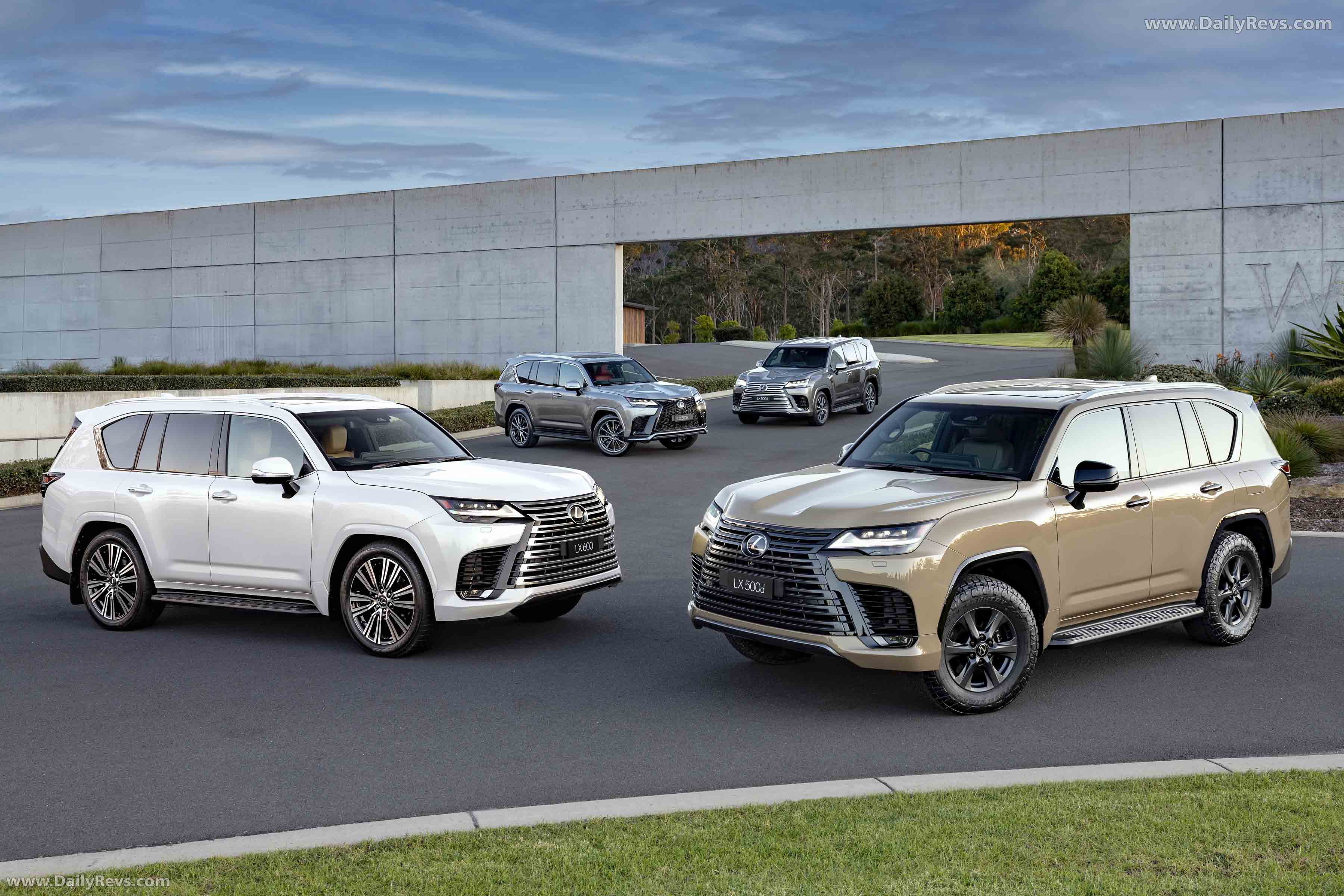 2025 Lexus LX Sports Luxury Australian Version Top View