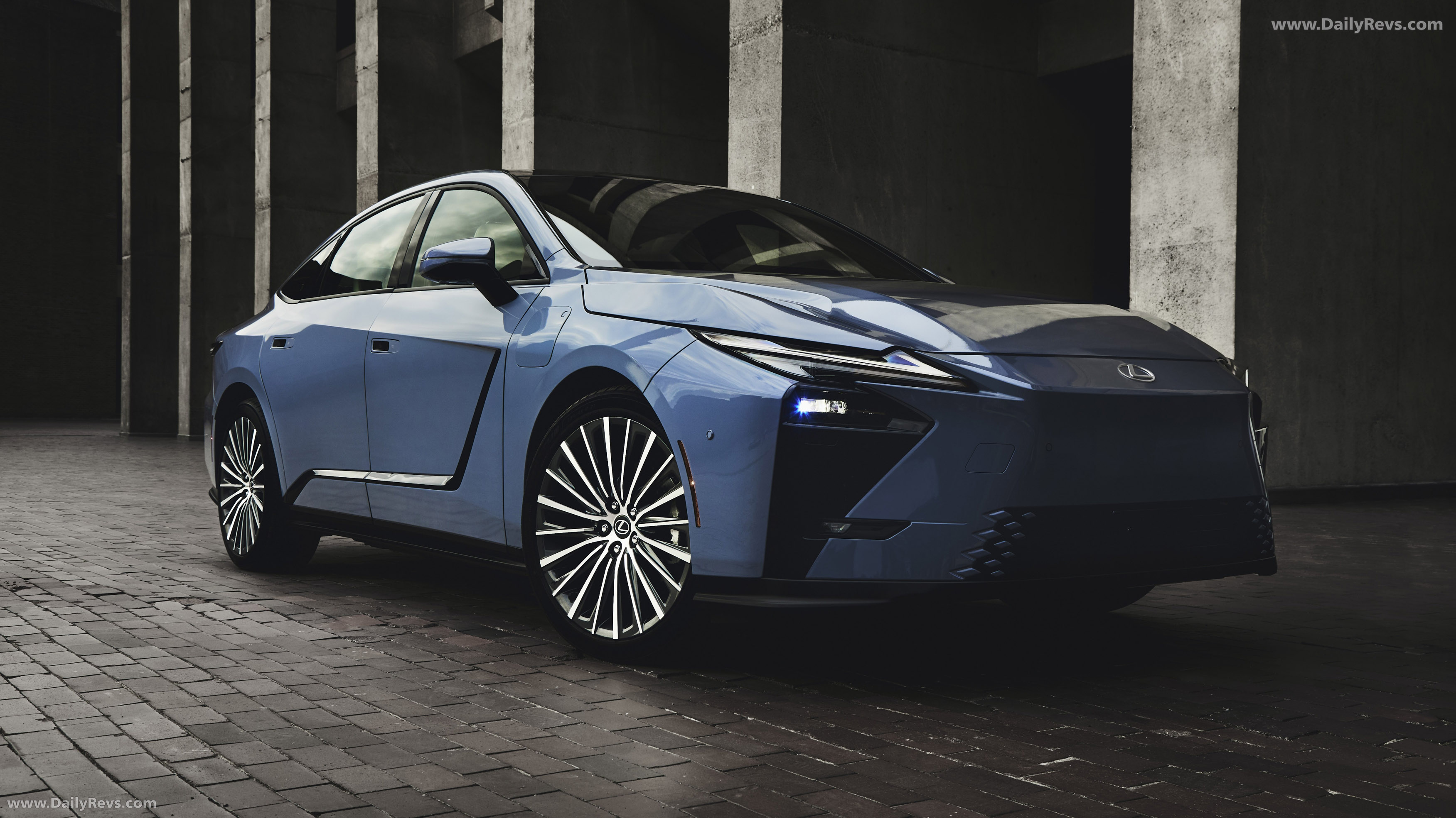 2026 Lexus ES 350e US Version Front View