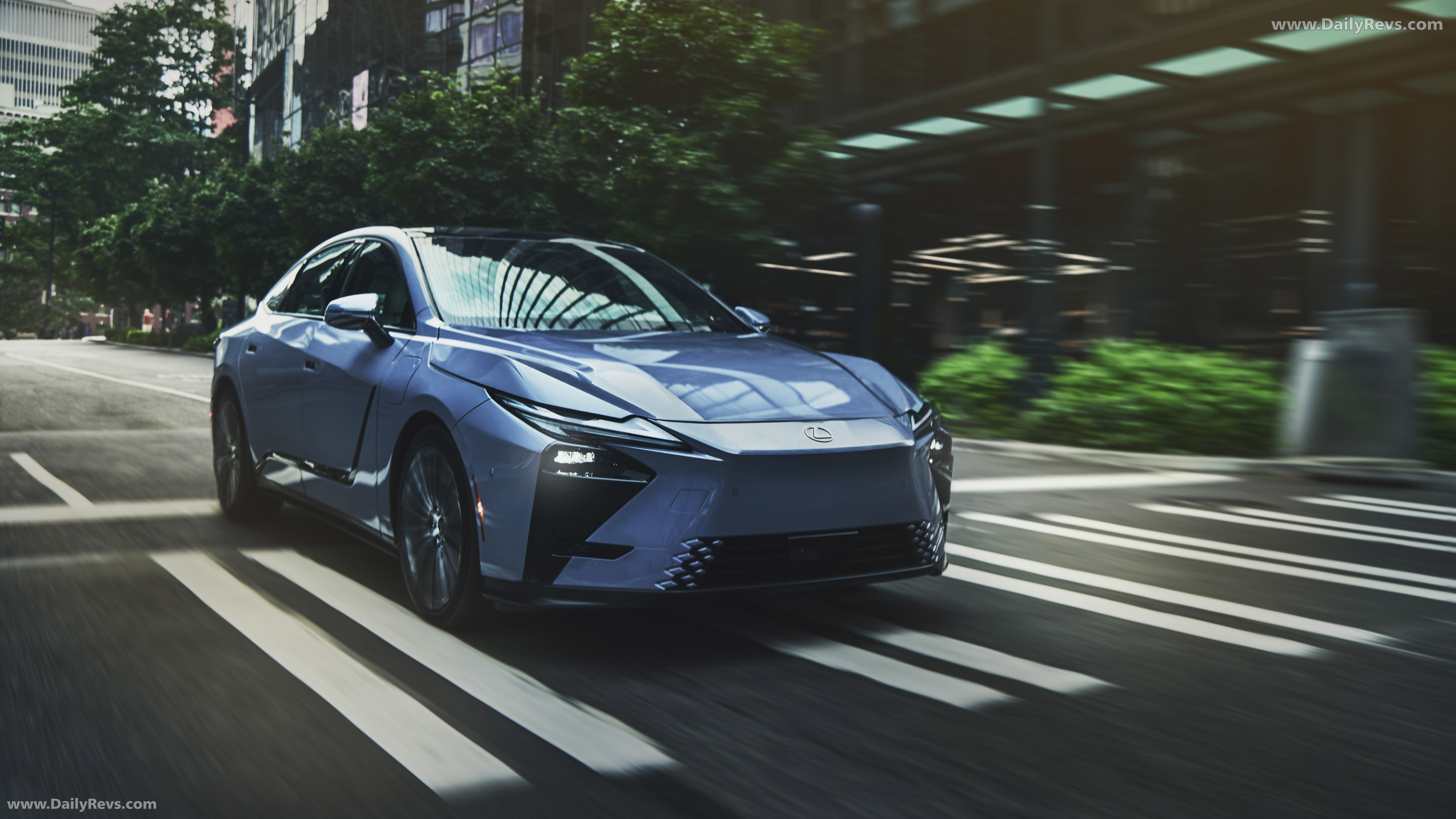 2026 Lexus ES 350e US Version Front View