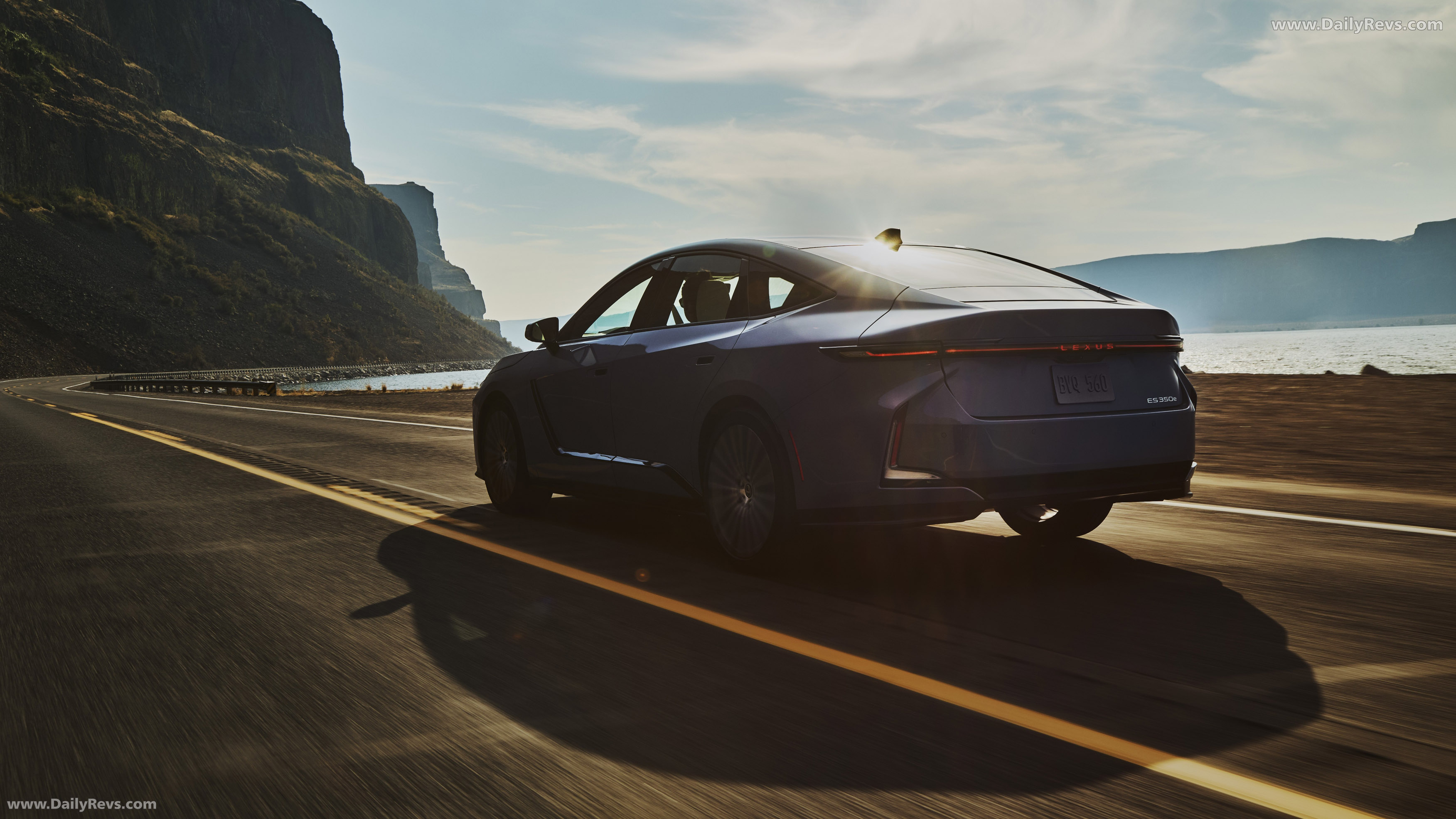 2026 Lexus ES 350e US Version Rear View