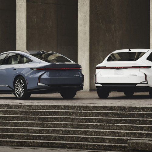 2026 Lexus ES 350e US Version Rear View