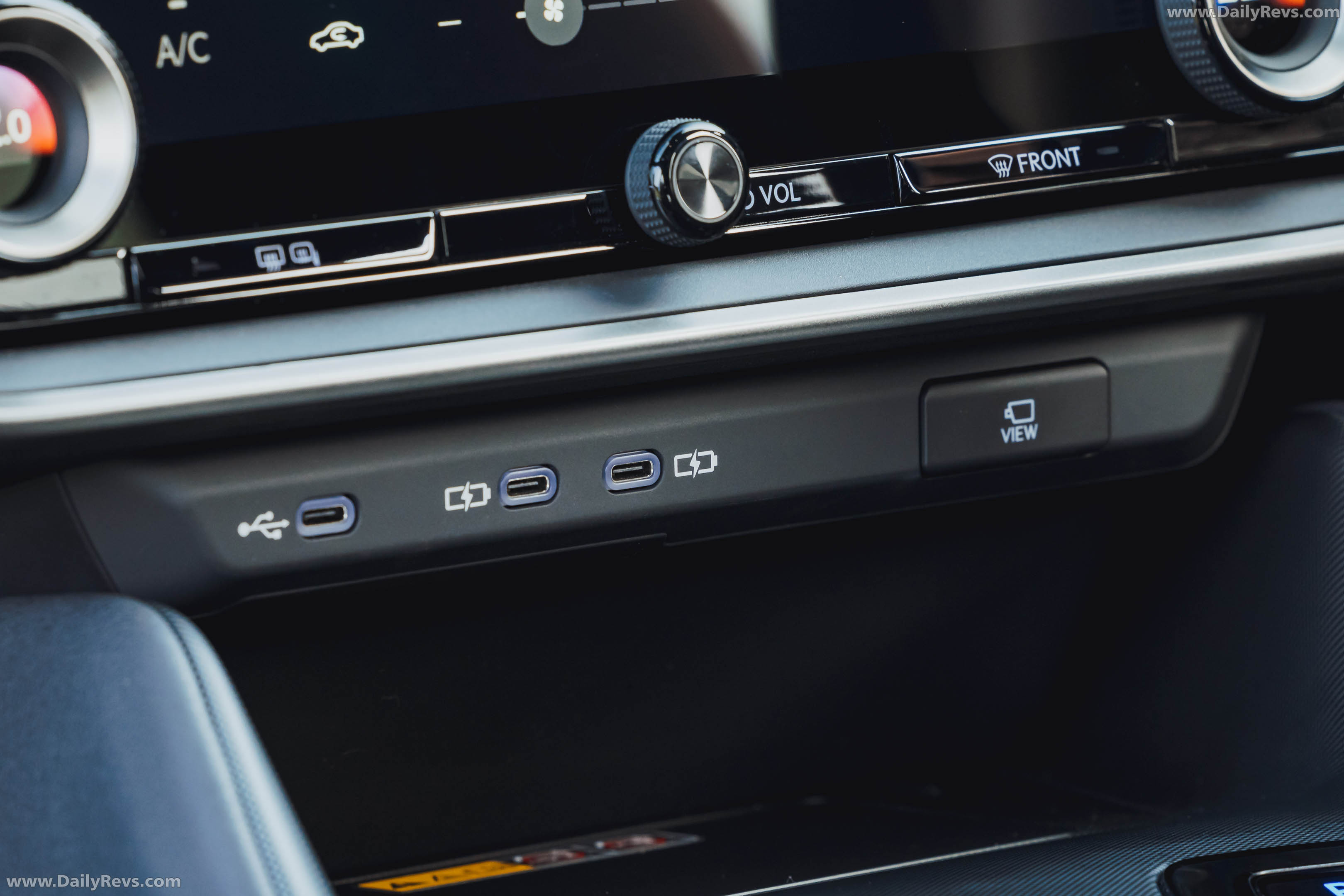 2026 Lexus RZ 550e F SPORT UK Version Interior
