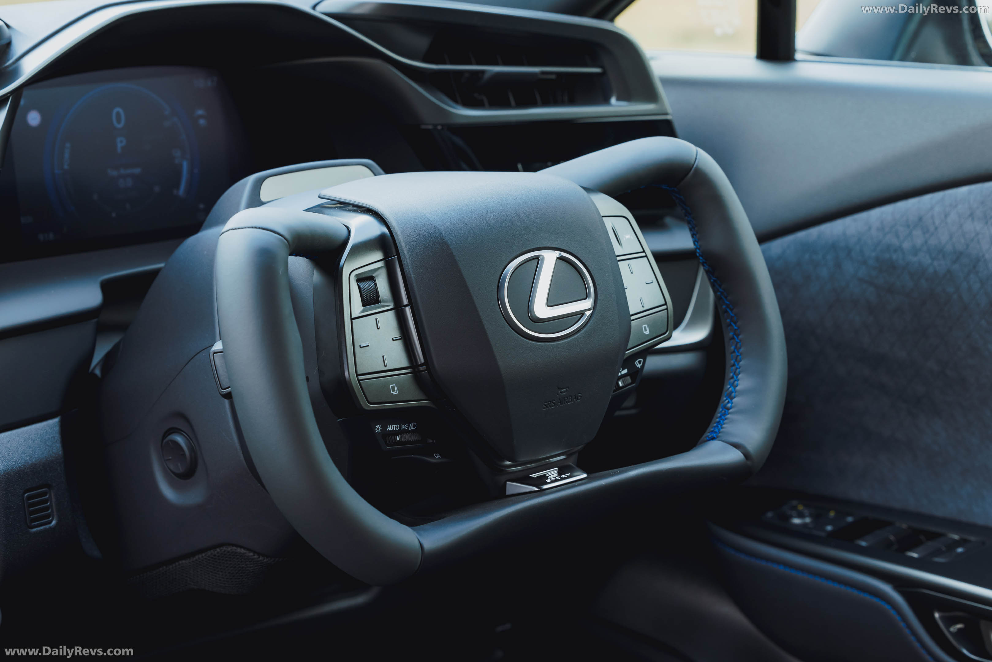 2026 Lexus RZ 550e F SPORT UK Version Interior