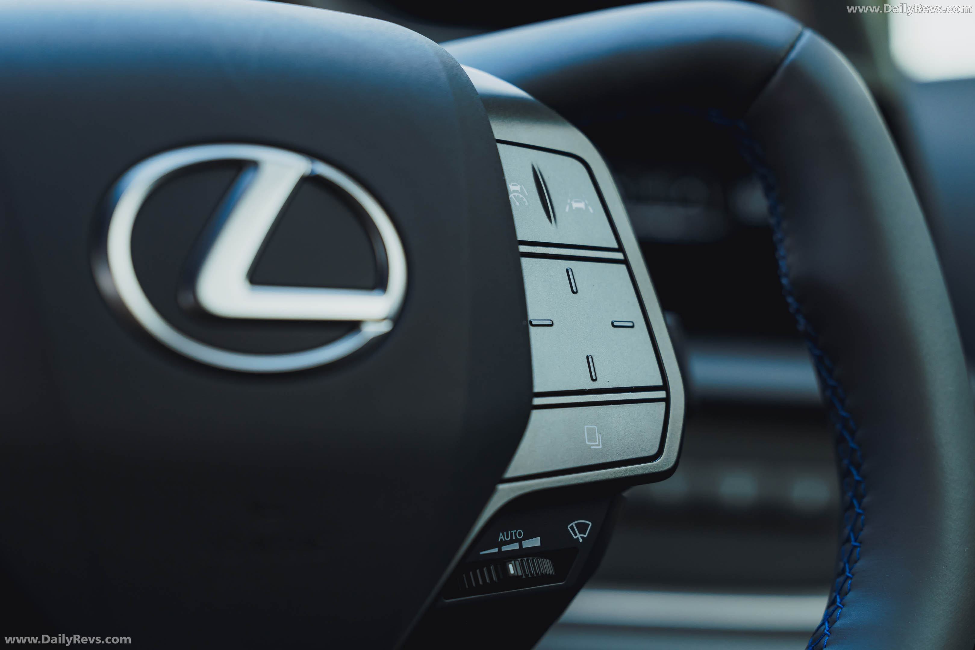 2026 Lexus RZ 550e F SPORT UK Version Interior