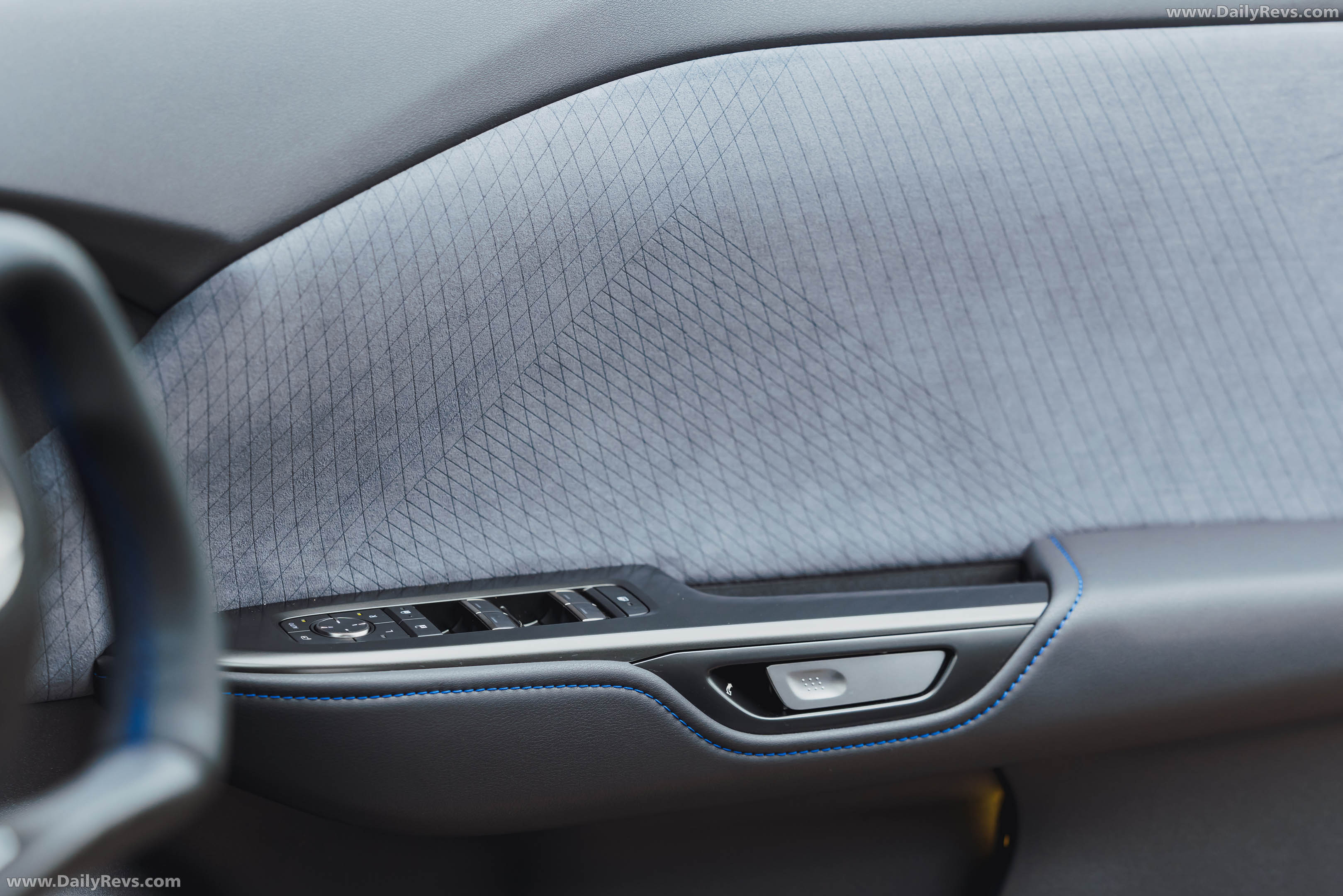 2026 Lexus RZ 550e F SPORT UK Version Interior