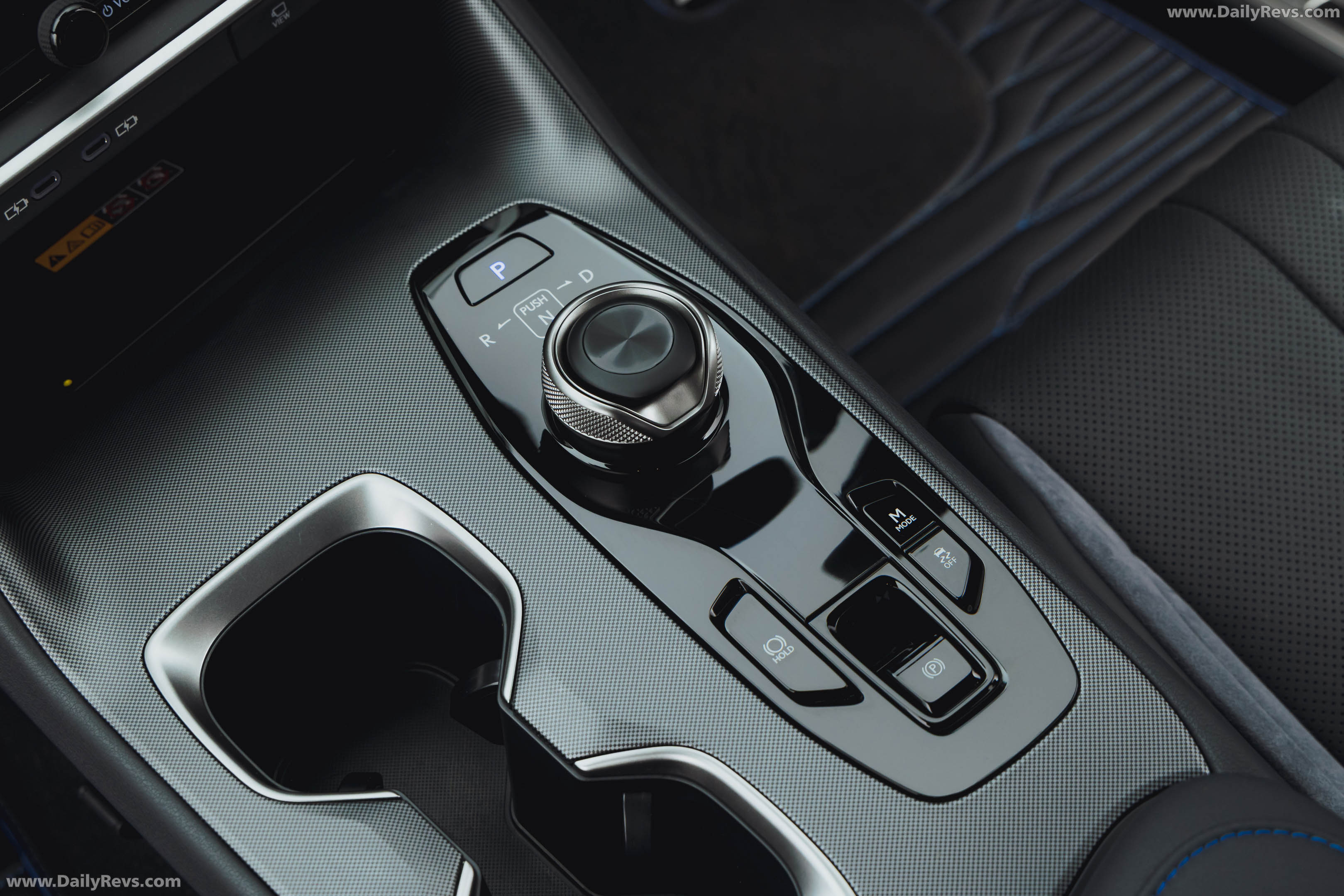 2026 Lexus RZ 550e F SPORT UK Version Interior