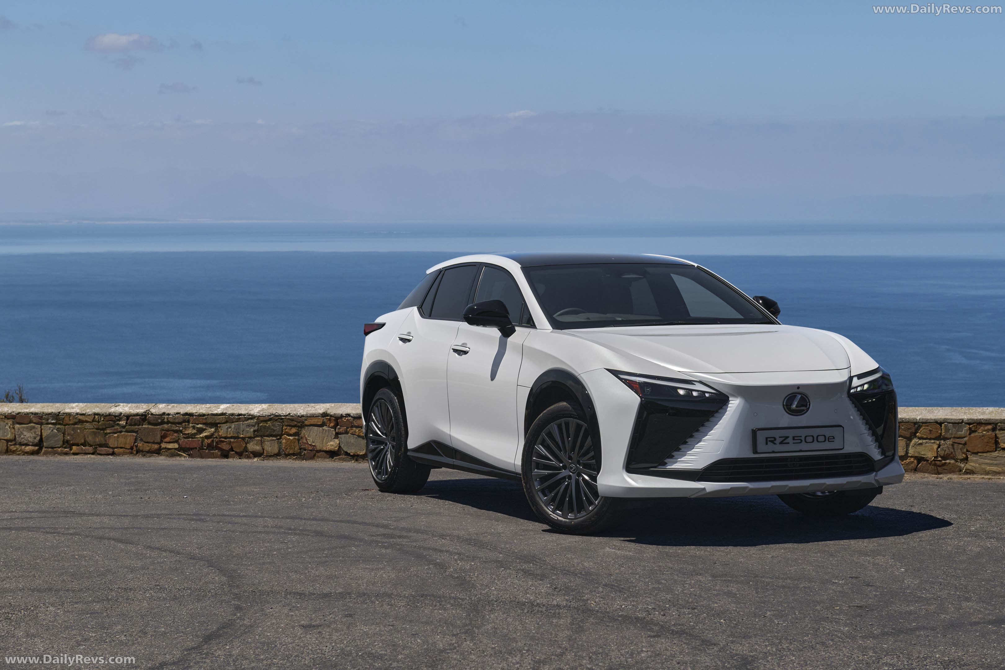2026 Lexus RZ 550e South African Version Front View