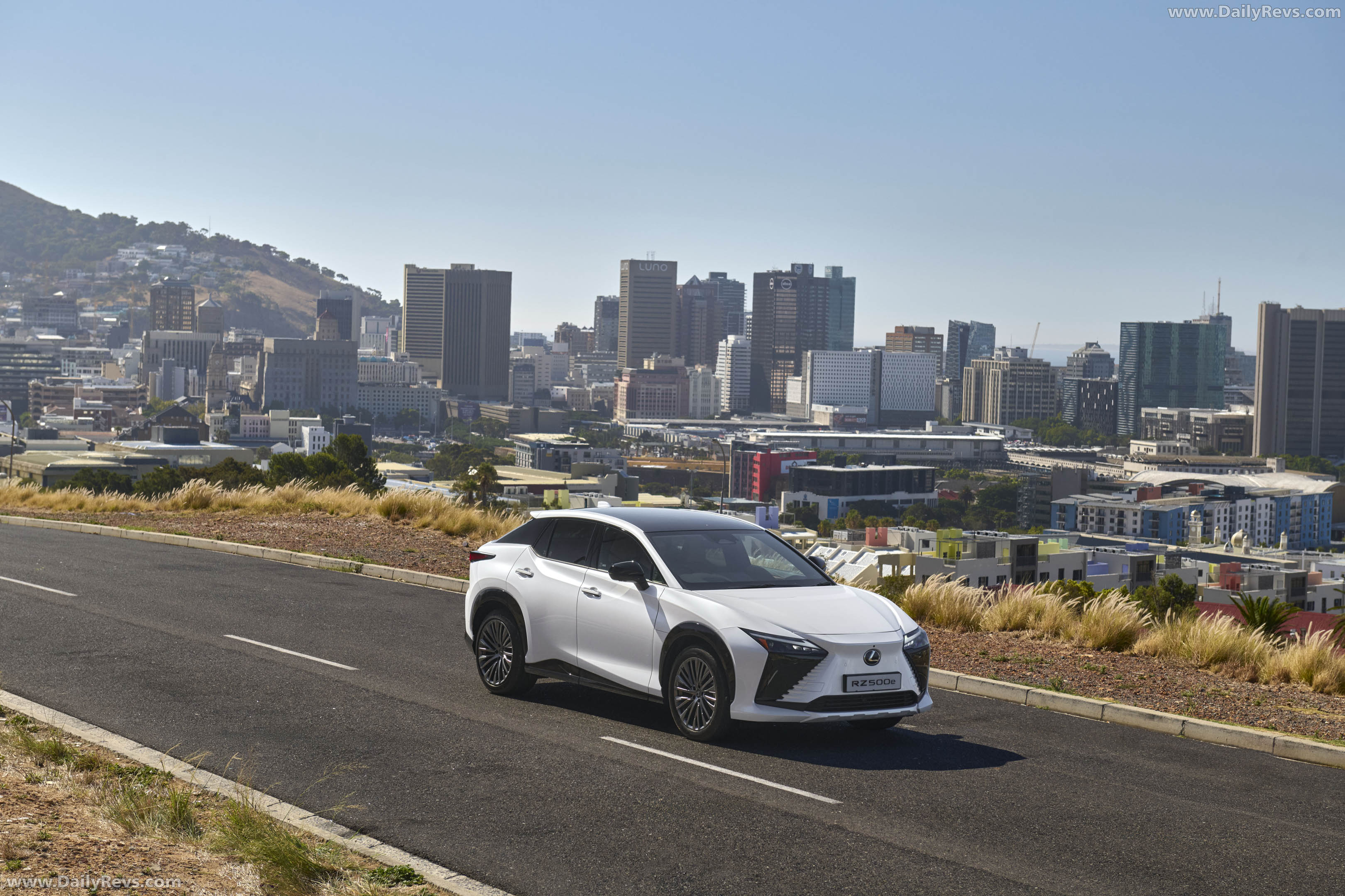 2026 Lexus RZ 550e South African Version Front View