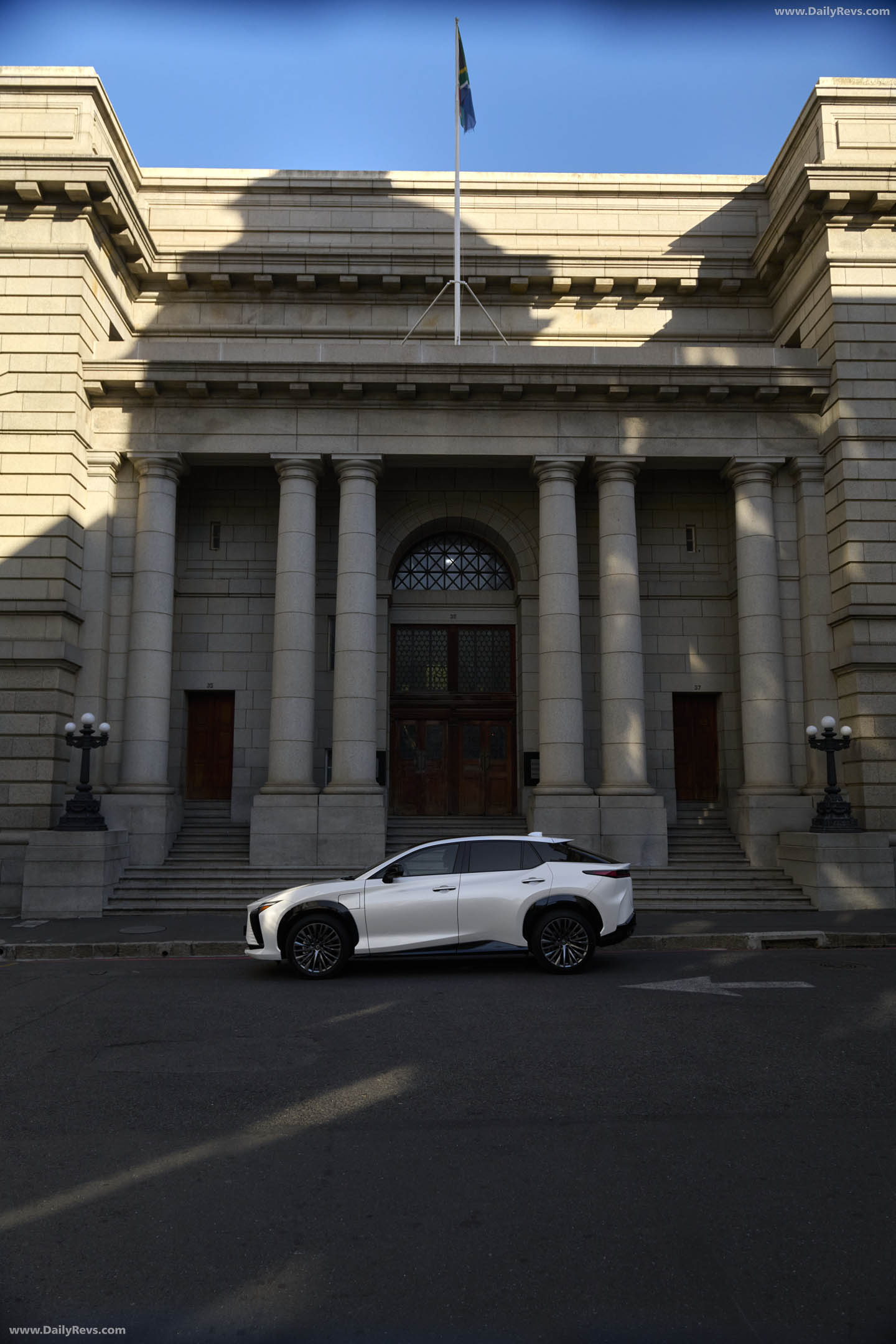 2026 Lexus RZ 550e South African Version Side View