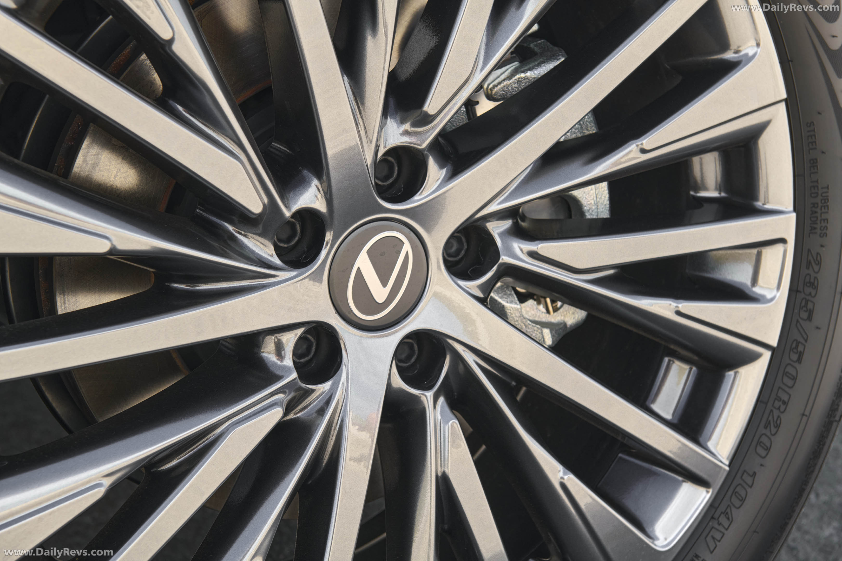 2026 Lexus RZ 550e South African Version Exterior