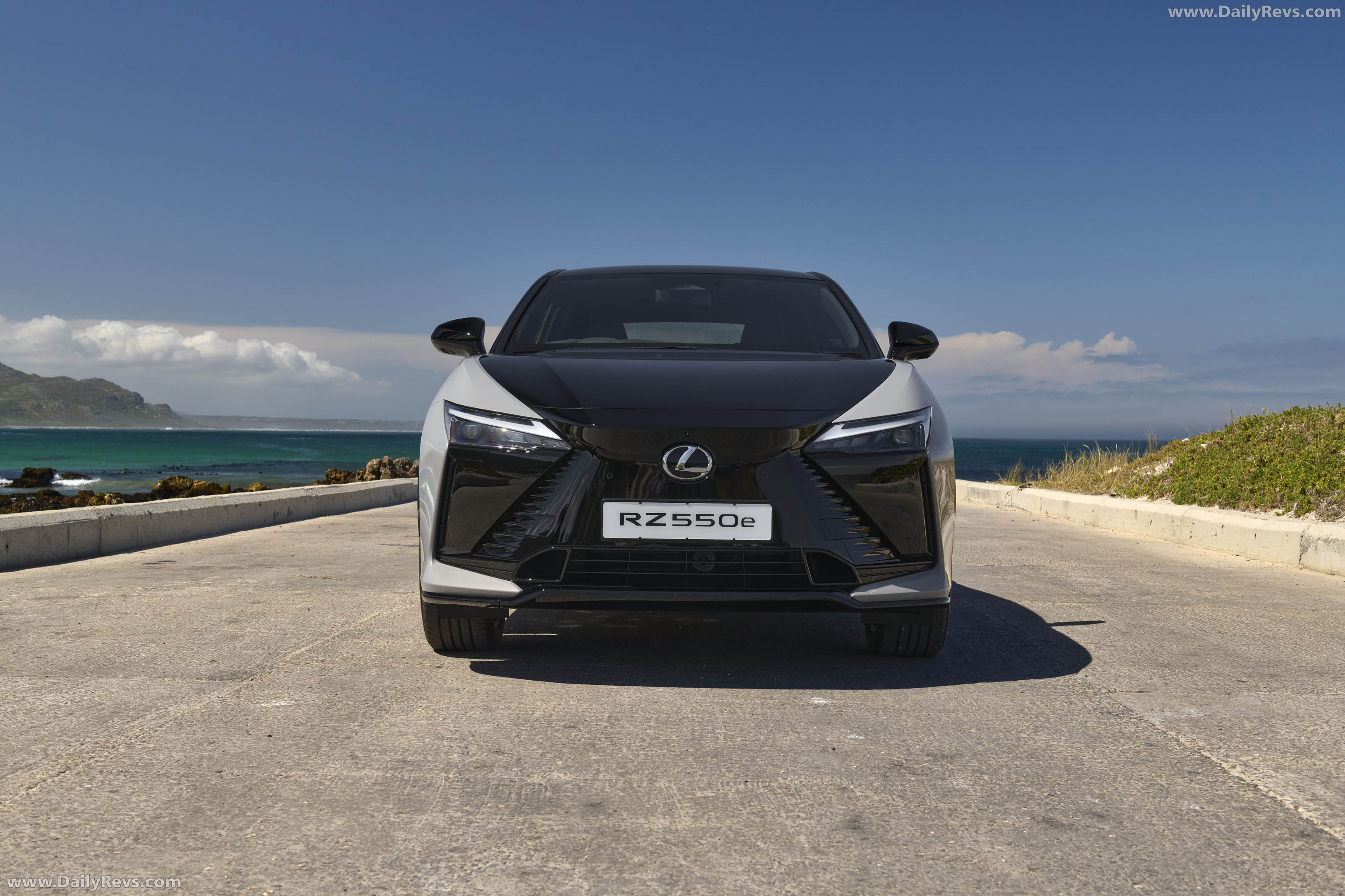 2026 Lexus RZ 550e South African Version Front View