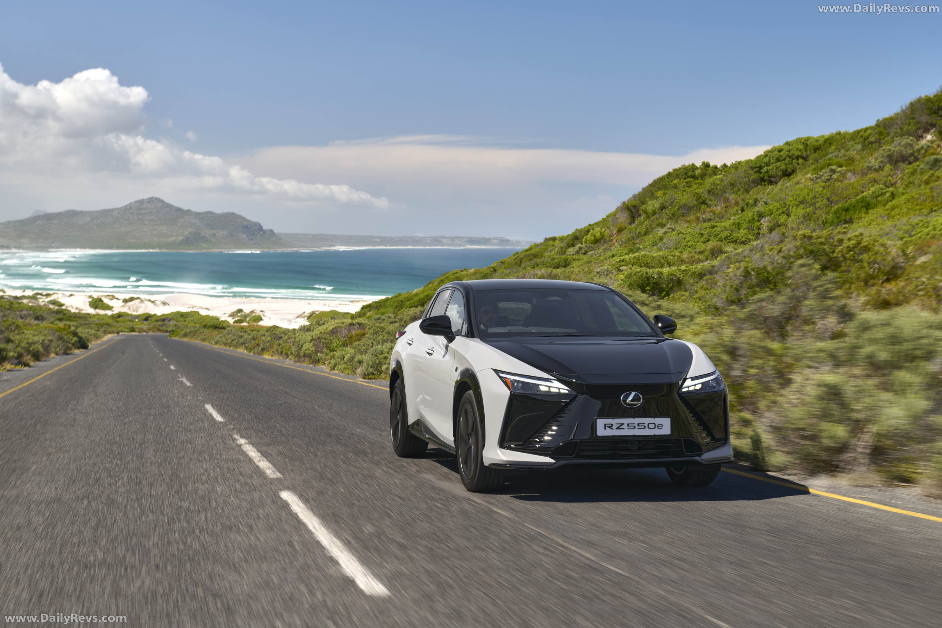 2026 Lexus RZ 550e South African Version Front View