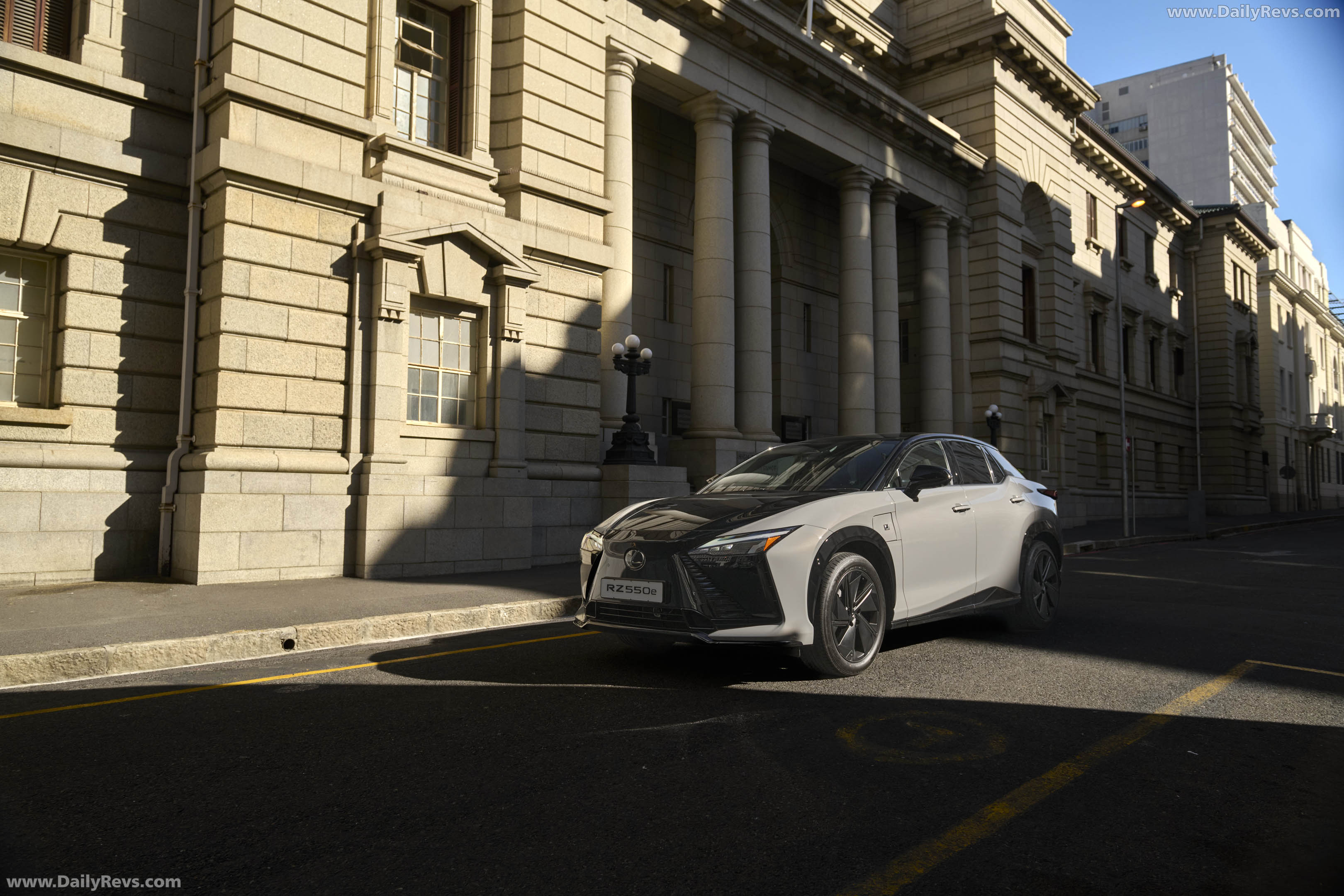 2026 Lexus RZ 550e South African Version Front View