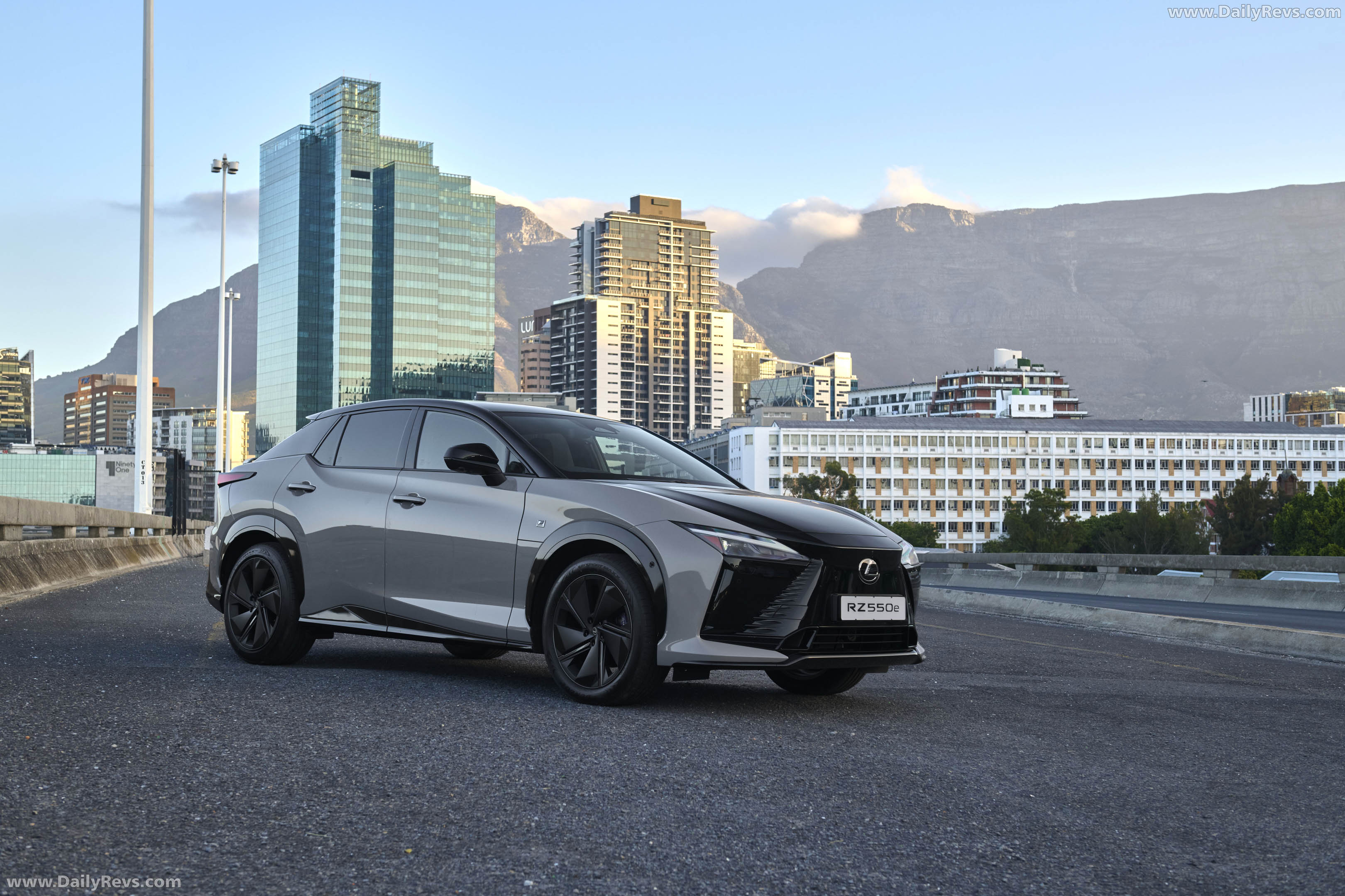 2026 Lexus RZ 550e South African Version Side View