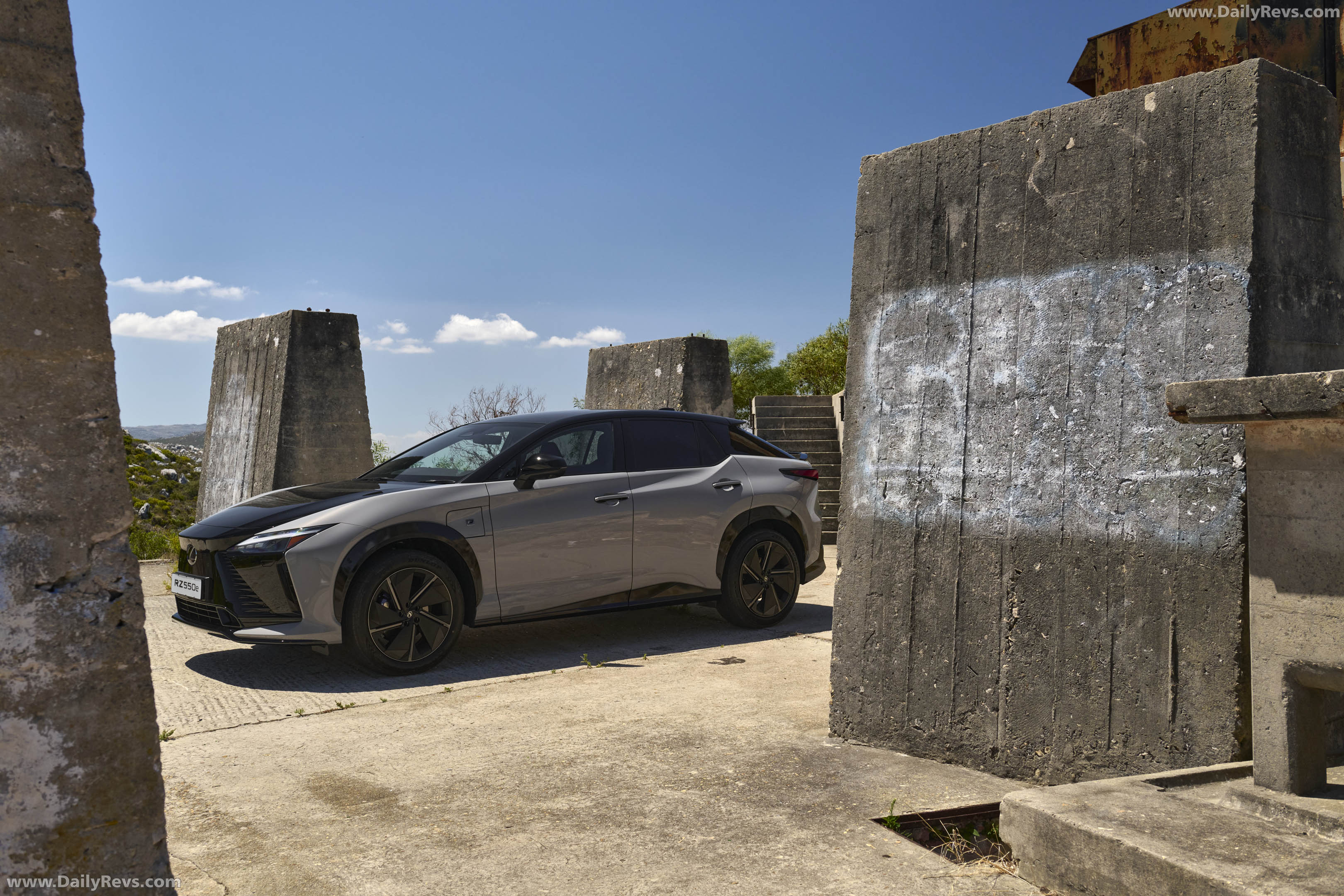 2026 Lexus RZ 550e South African Version Side View