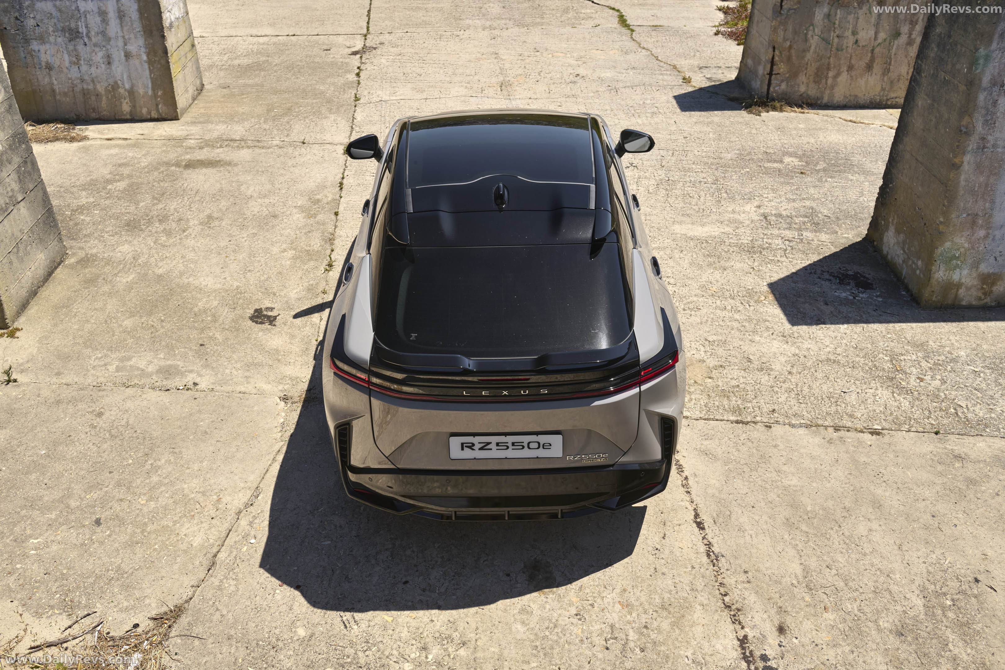 2026 Lexus RZ 550e South African Version Top View