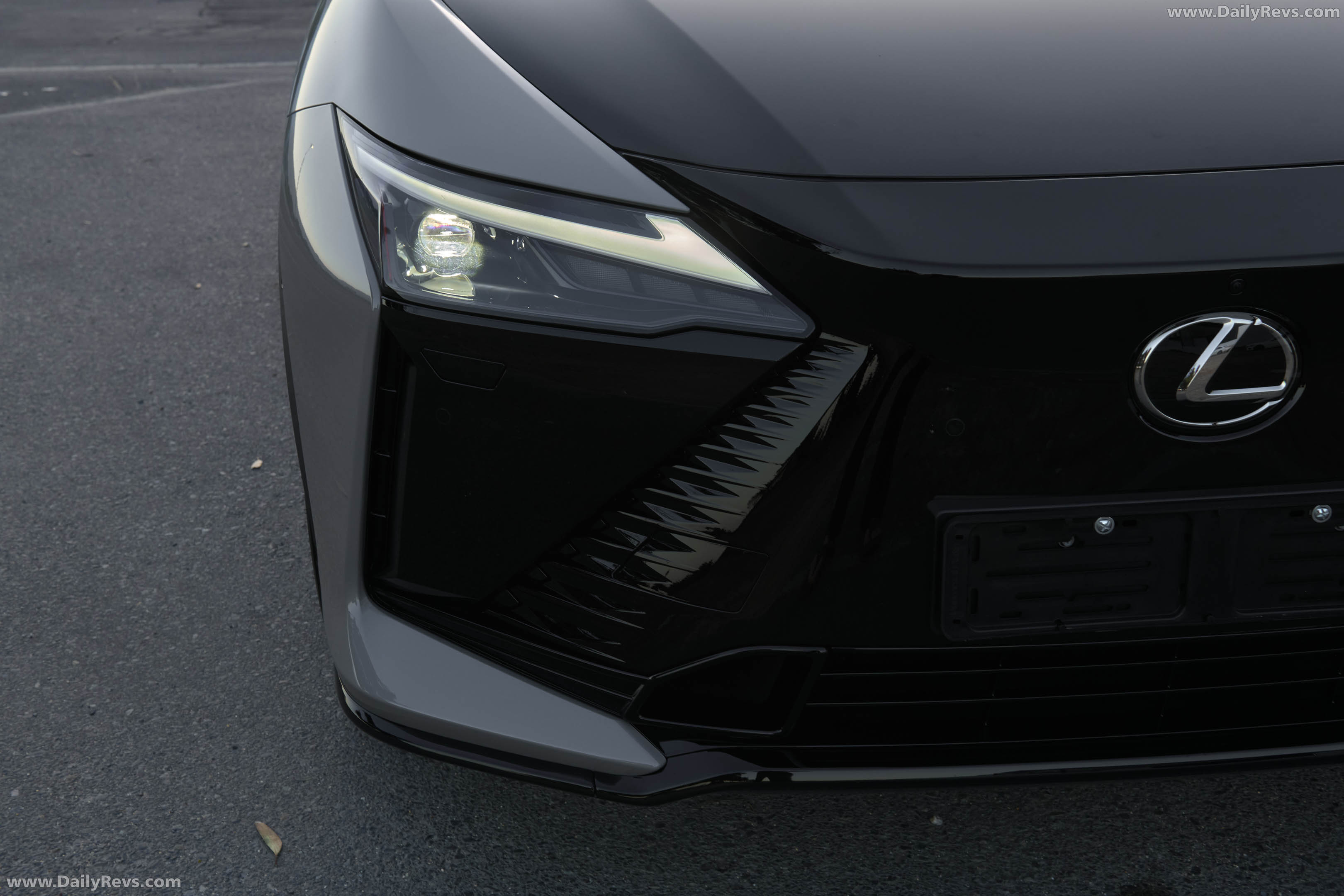 2026 Lexus RZ 550e South African Version Exterior