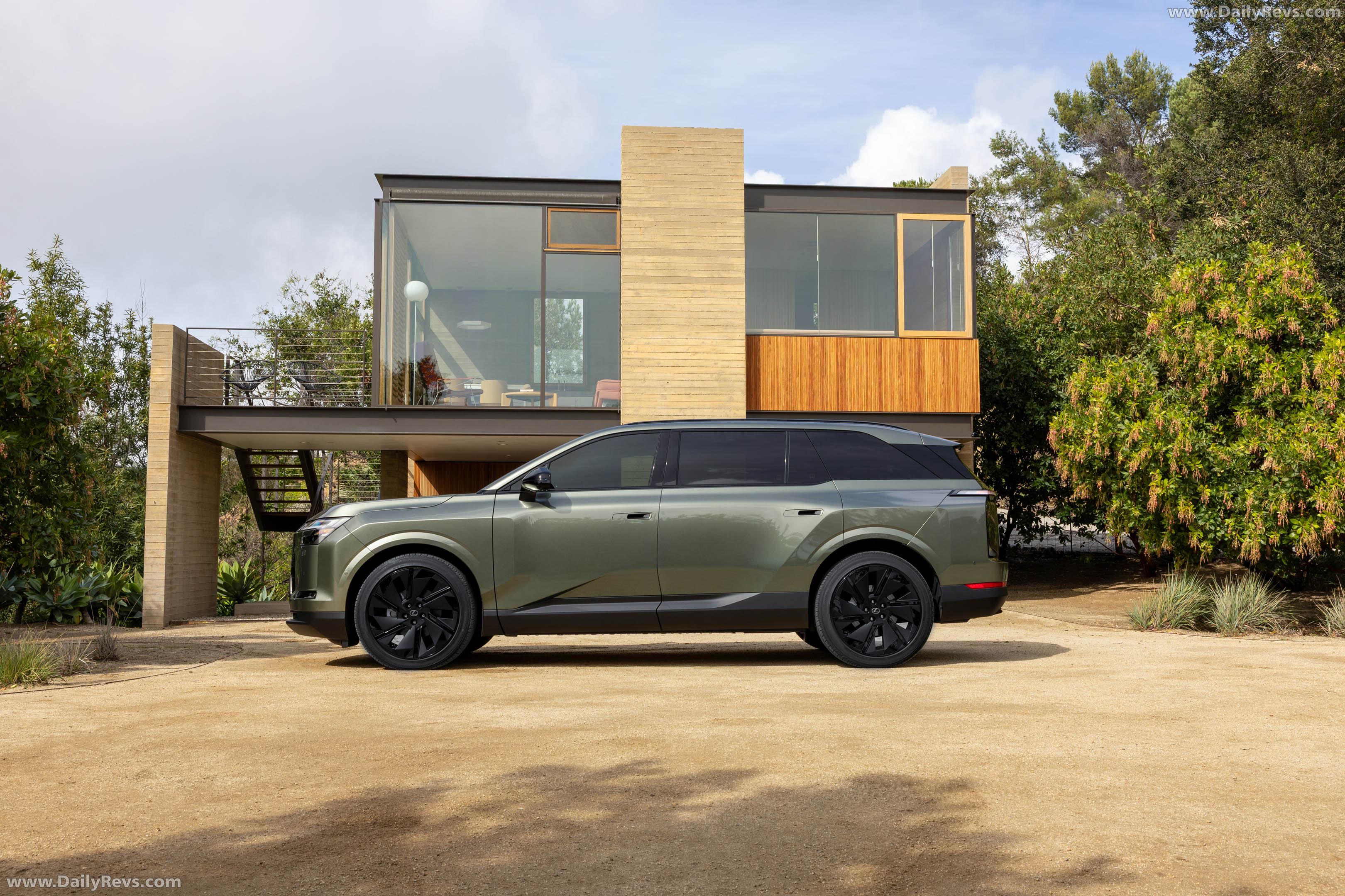 2027 Lexus TZ Side View
