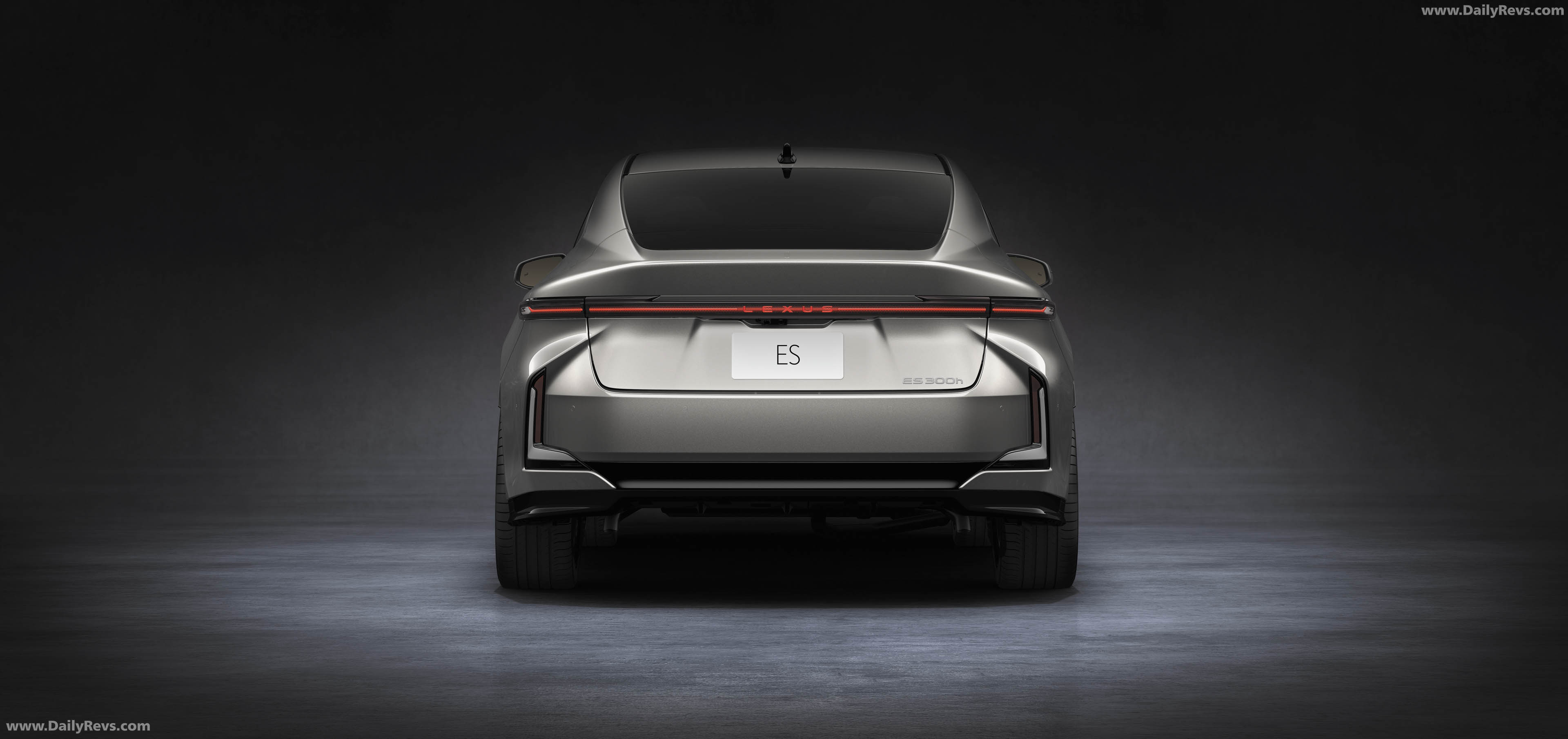 2026 Lexus ES 300h Rear View