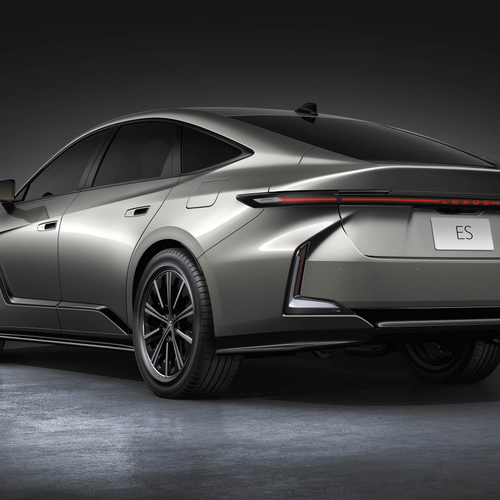 2026 Lexus ES 300h Rear View