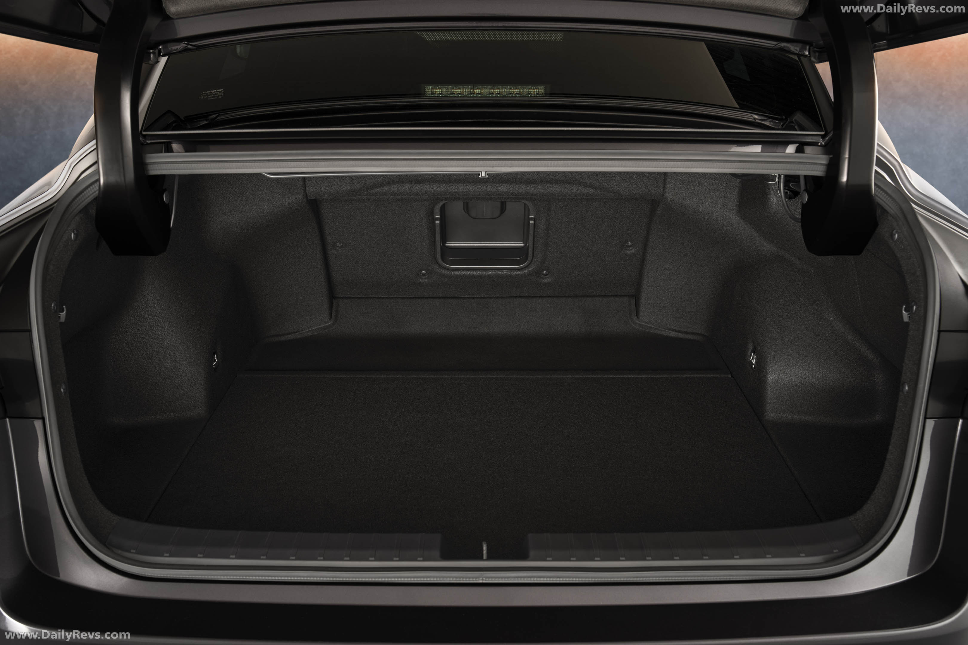 2026 Lexus ES 300h Interior