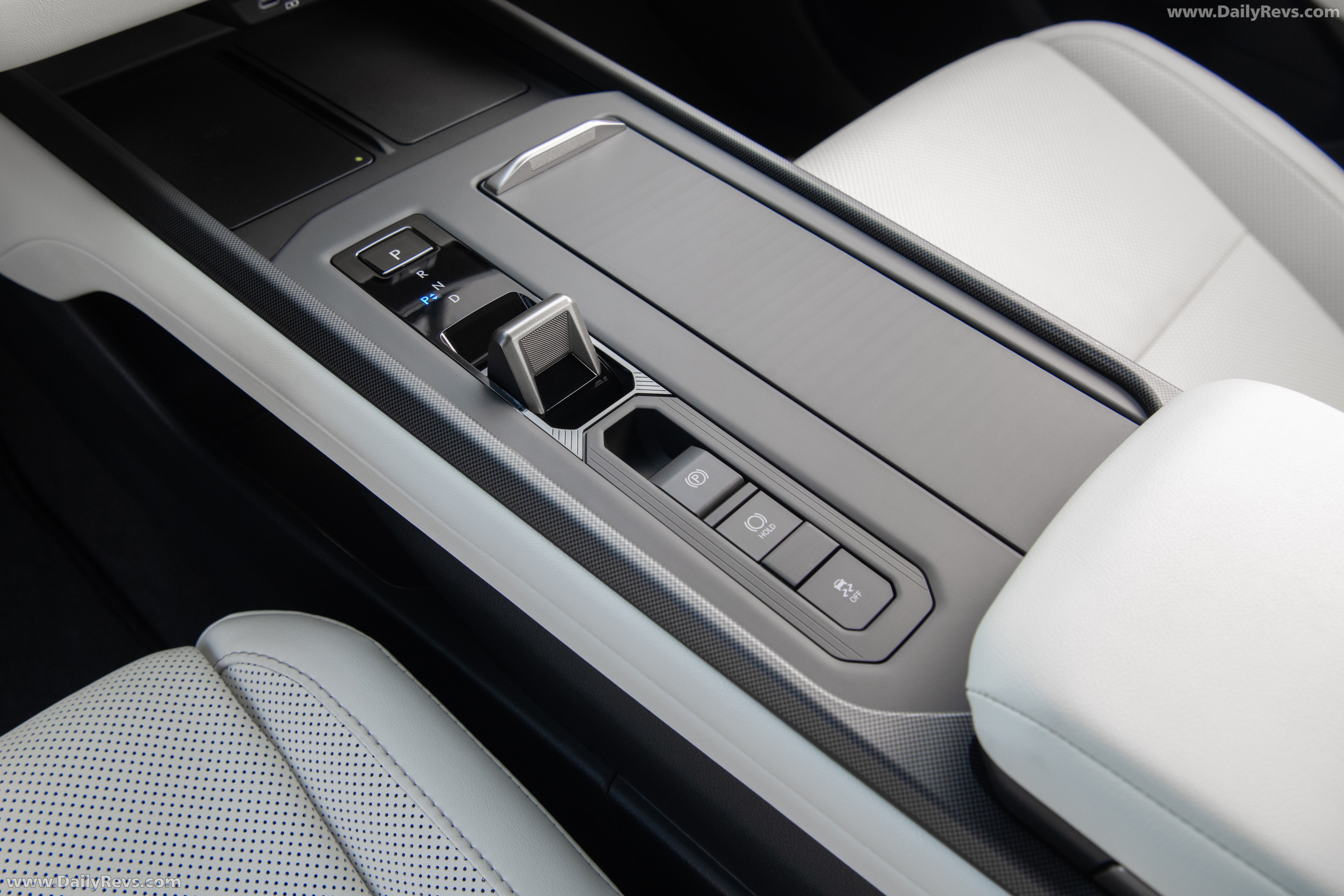 2026 Lexus ES 350e Premium Interior
