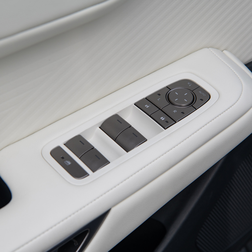 2026 Lexus ES 350e Premium Interior