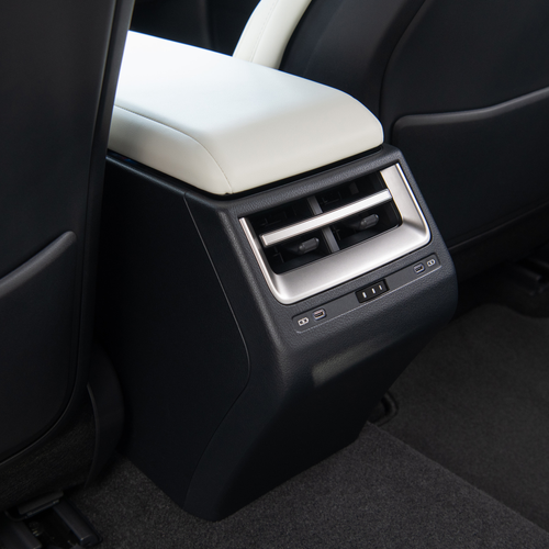 2026 Lexus ES 350e Premium Interior