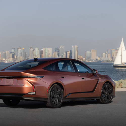 2026 Lexus ES 350e Luxury Executive Rear View