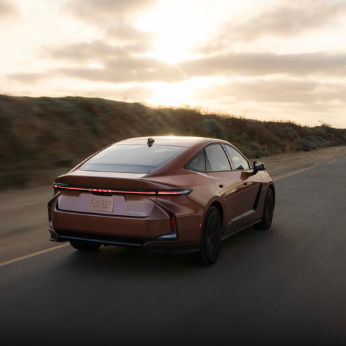 2026 Lexus ES 350e Luxury Executive Rear View