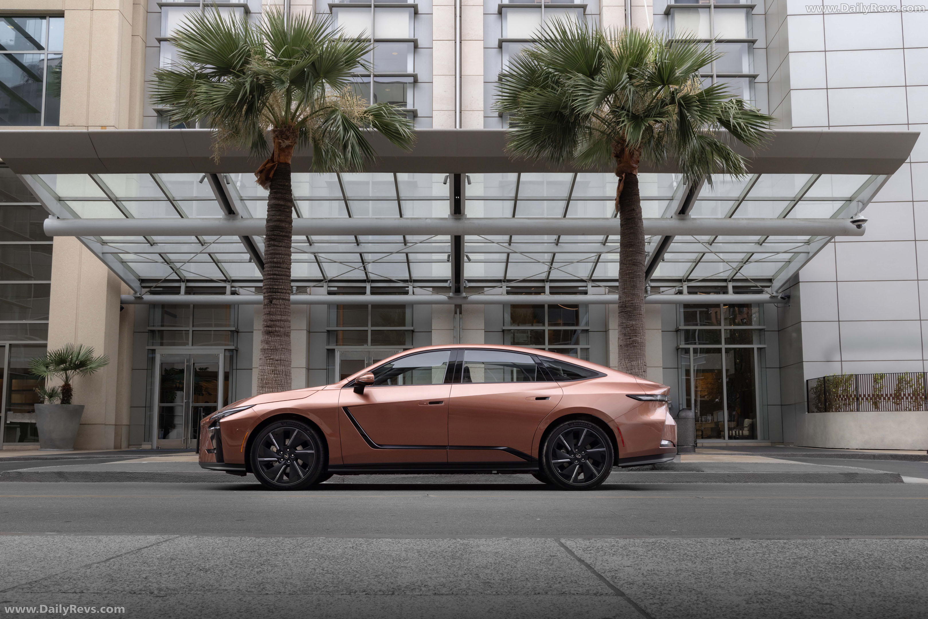 2026 Lexus ES 350e Luxury Executive Side View