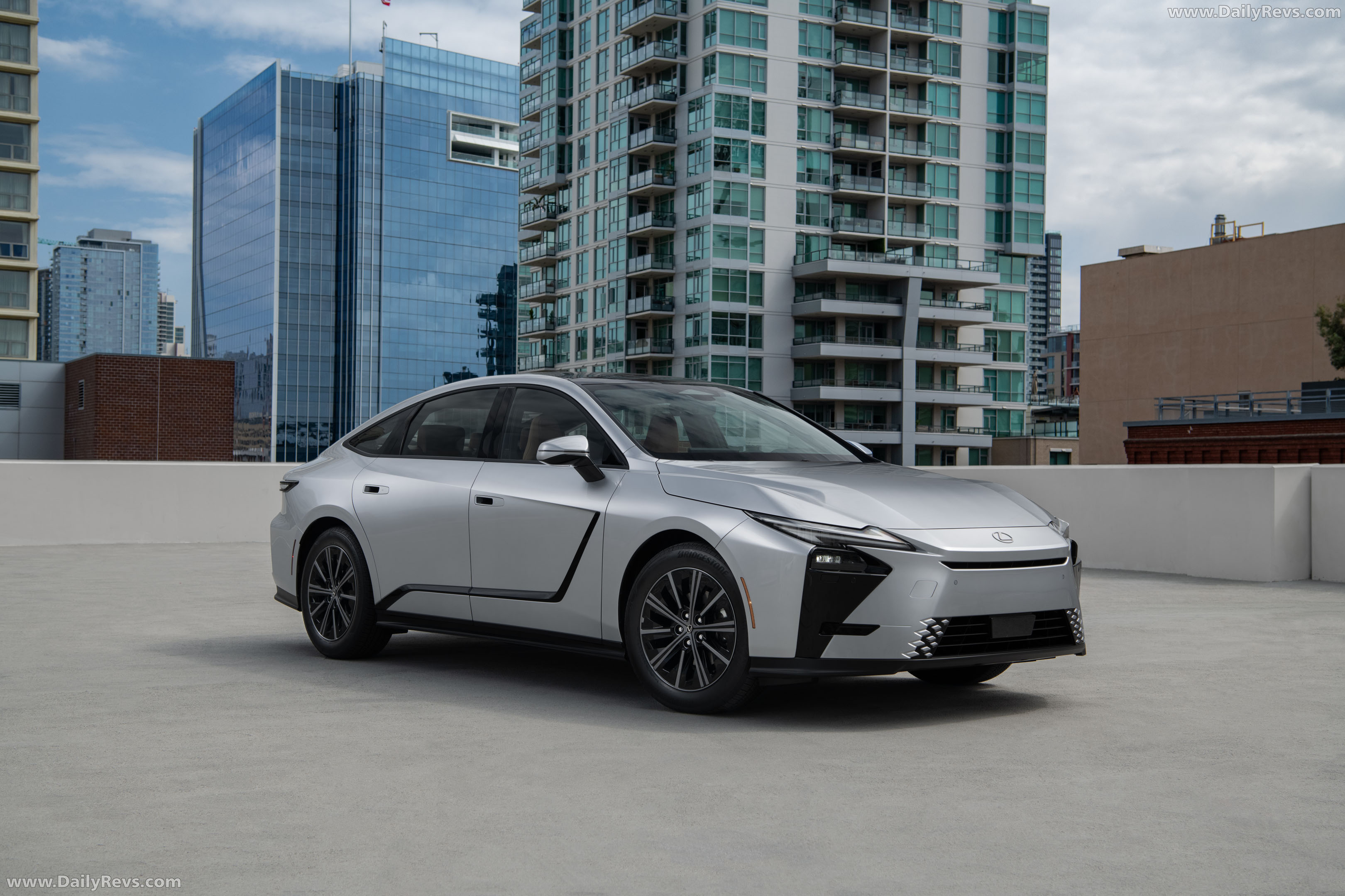 2026 Lexus ES 350H Premium Front View