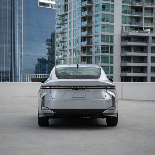 2026 Lexus ES 350H Premium Rear View