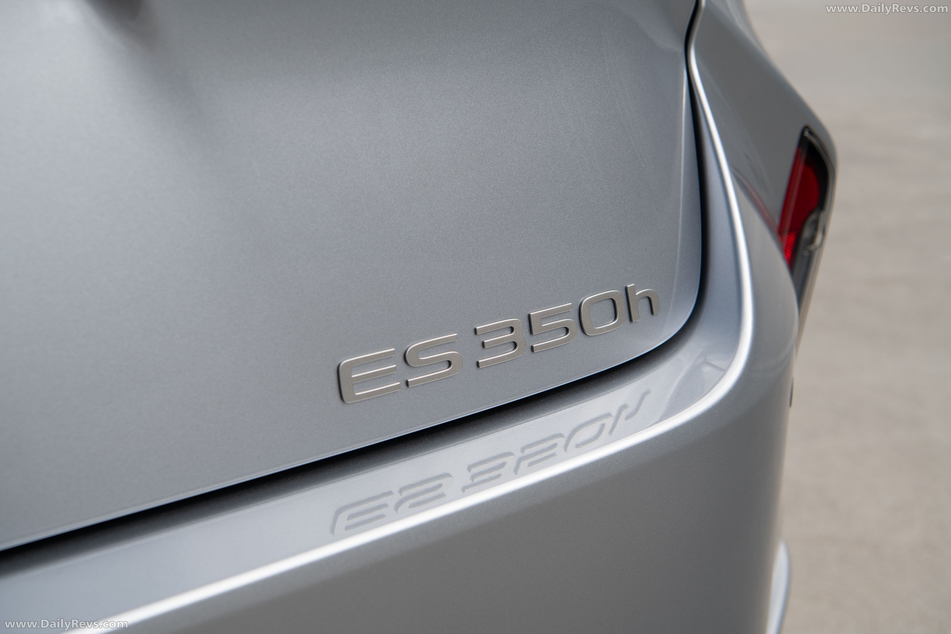 2026 Lexus ES 350H Premium Exterior