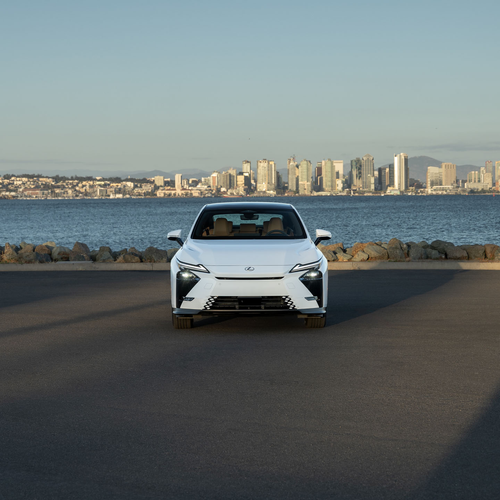 2026 Lexus ES 350H Premium Plus Front View