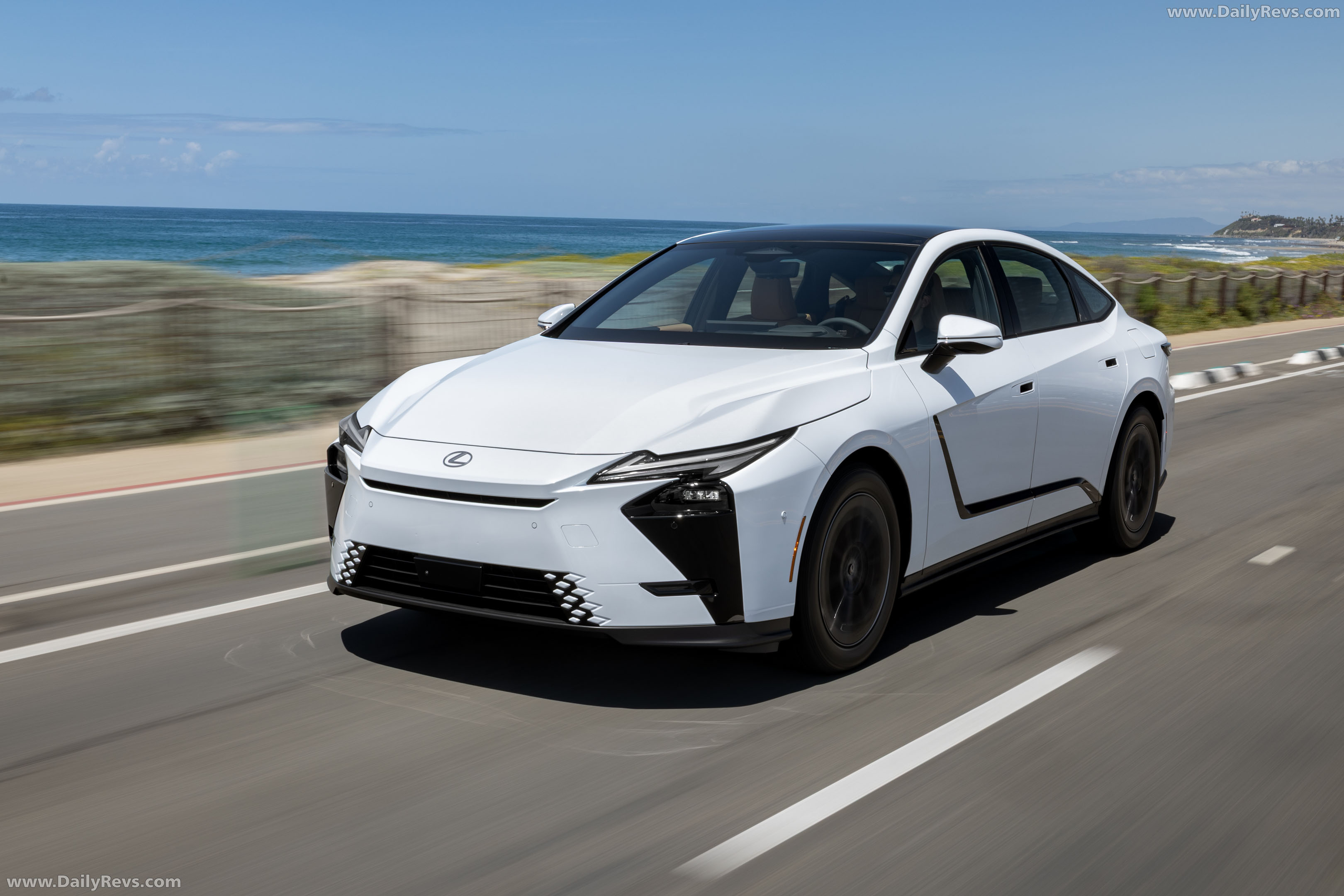 2026 Lexus ES 350H Premium Plus Front View