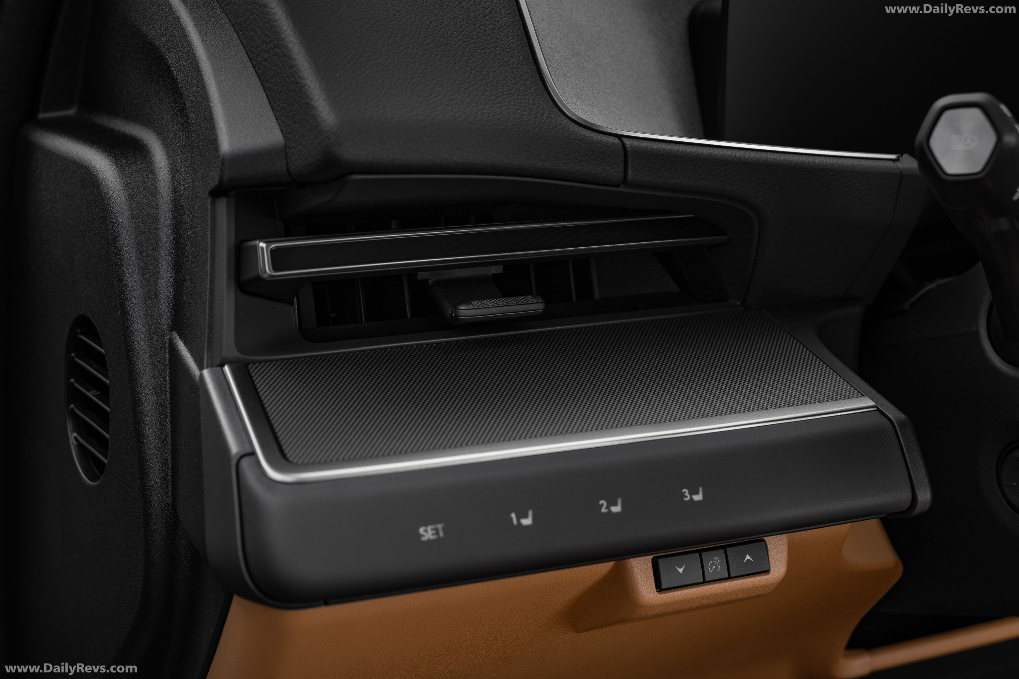 2026 Lexus ES 350H Premium Plus Interior