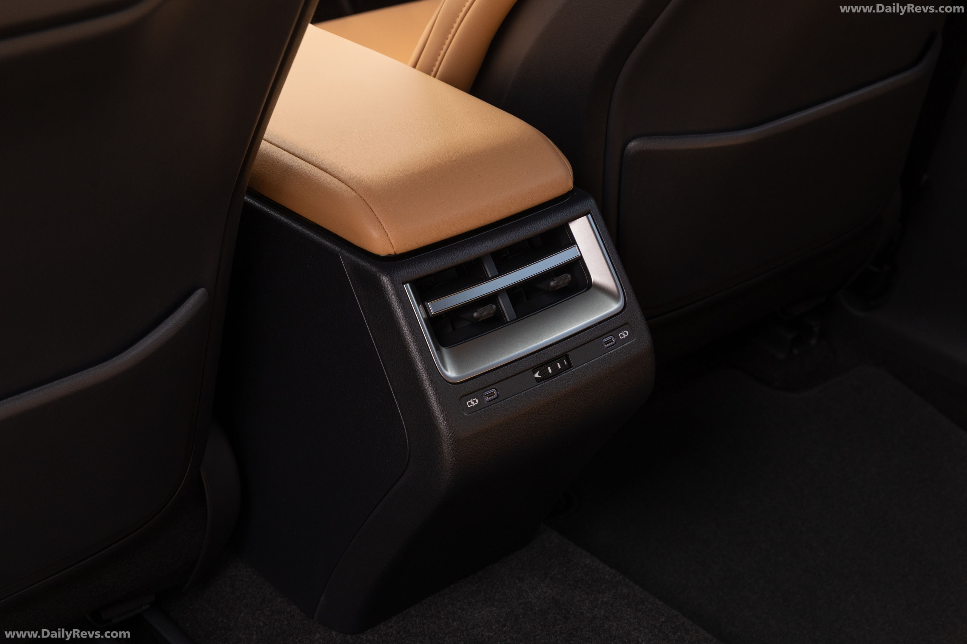 2026 Lexus ES 350H Premium Plus Interior