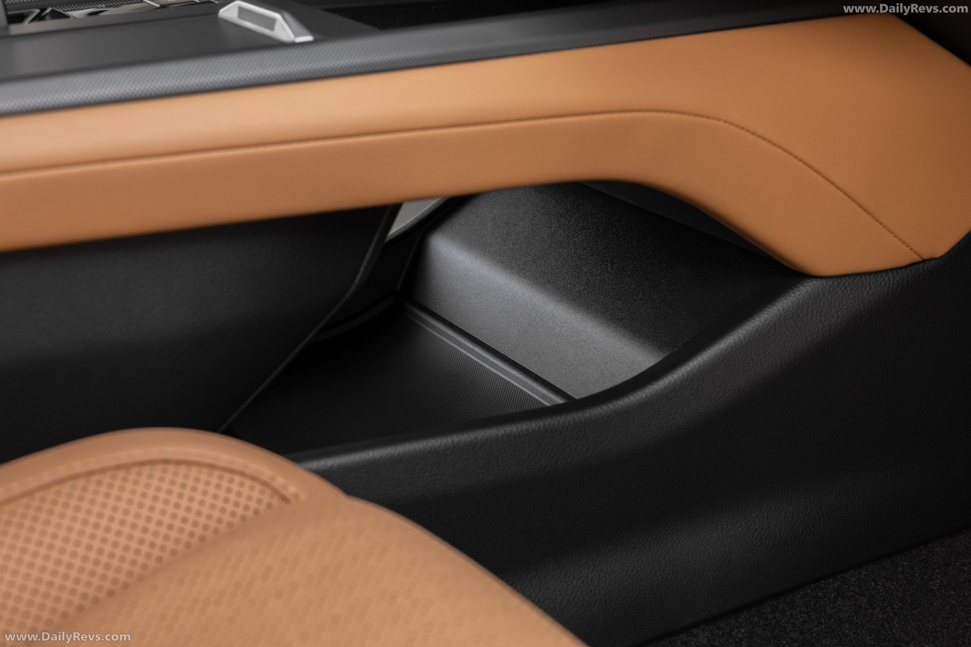 2026 Lexus ES 350H Premium Plus Interior