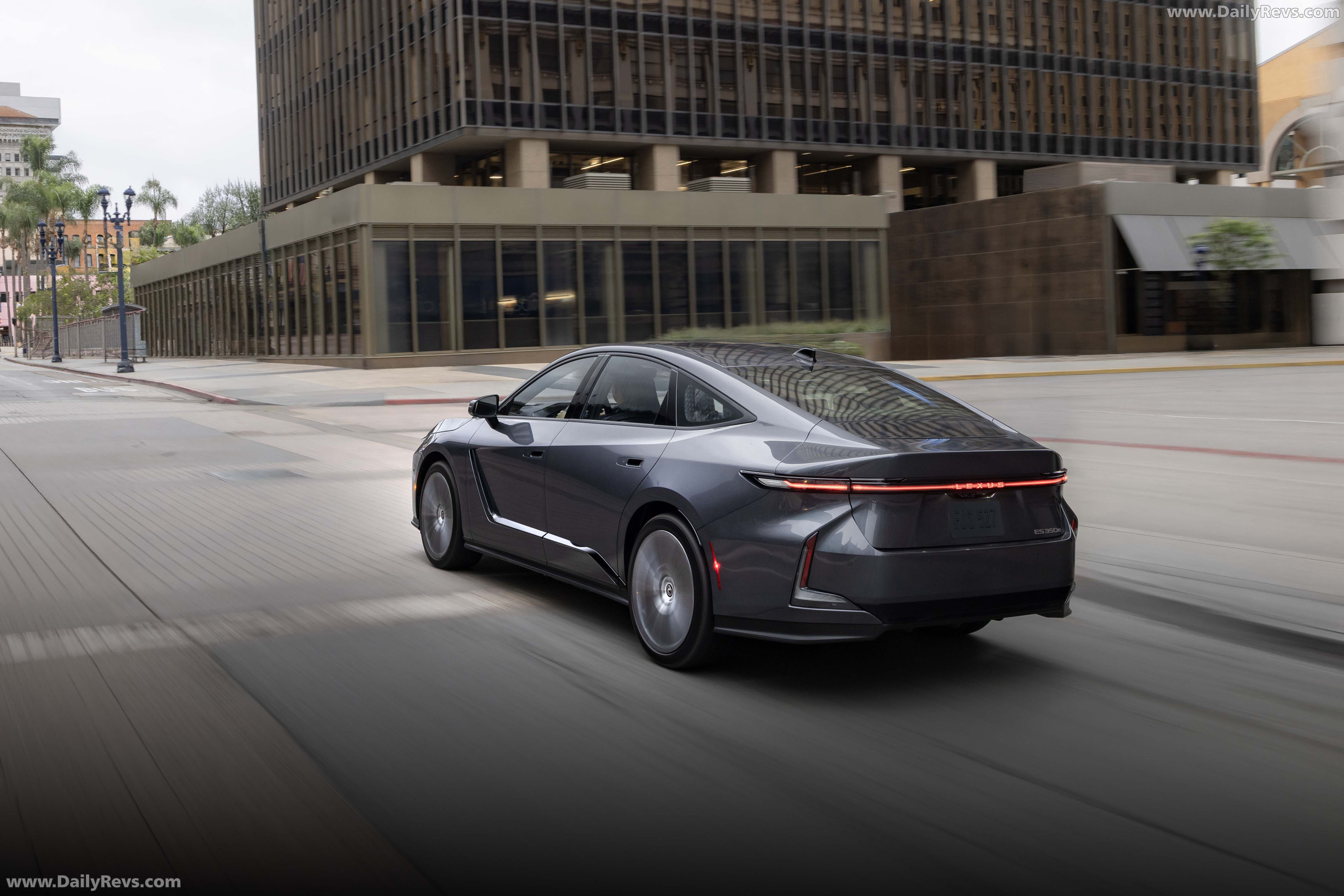 2026 Lexus ES 350e Luxury Executive Sonic Grey Rear View