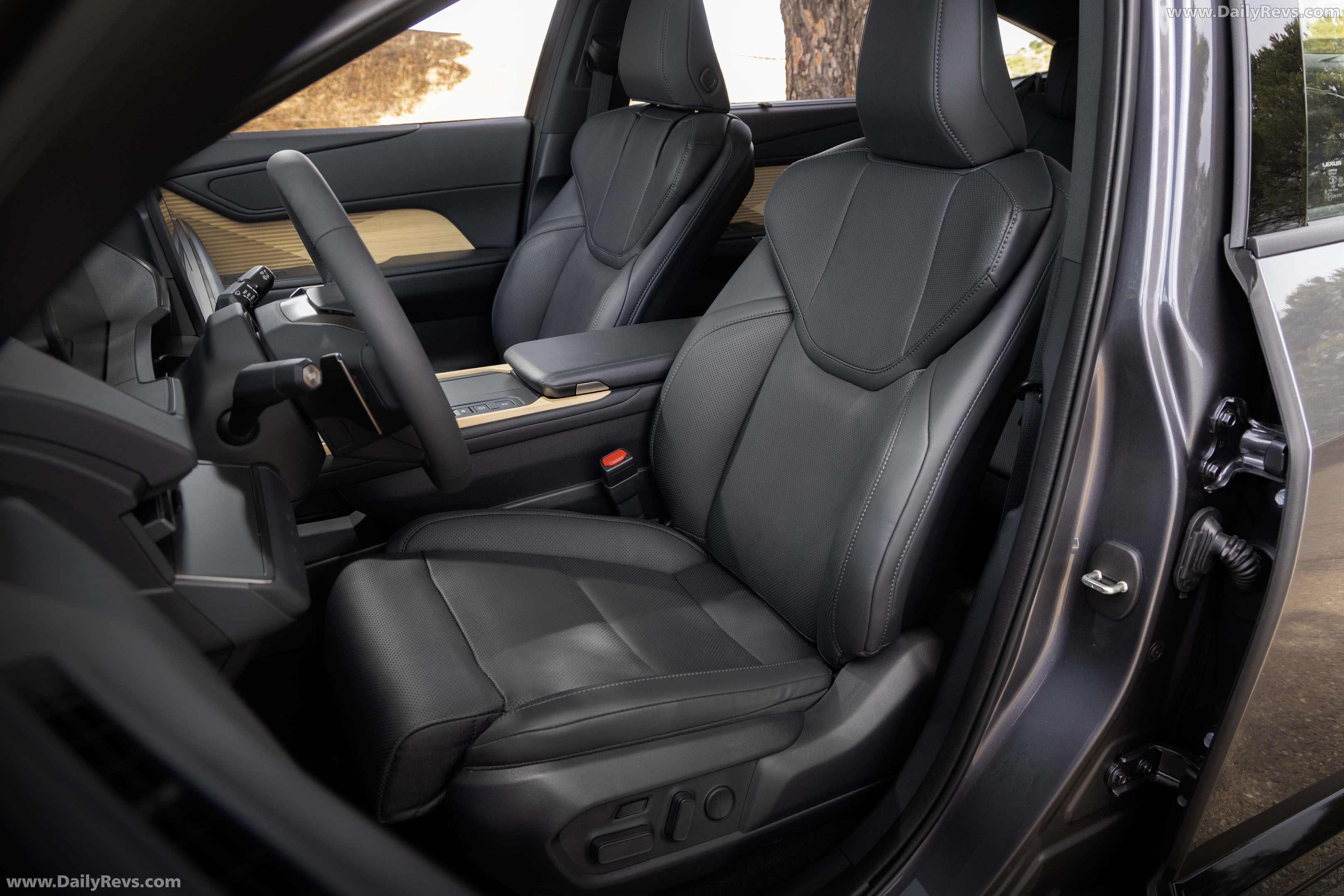 2026 Lexus ES 350e Luxury Executive Sonic Grey Interior