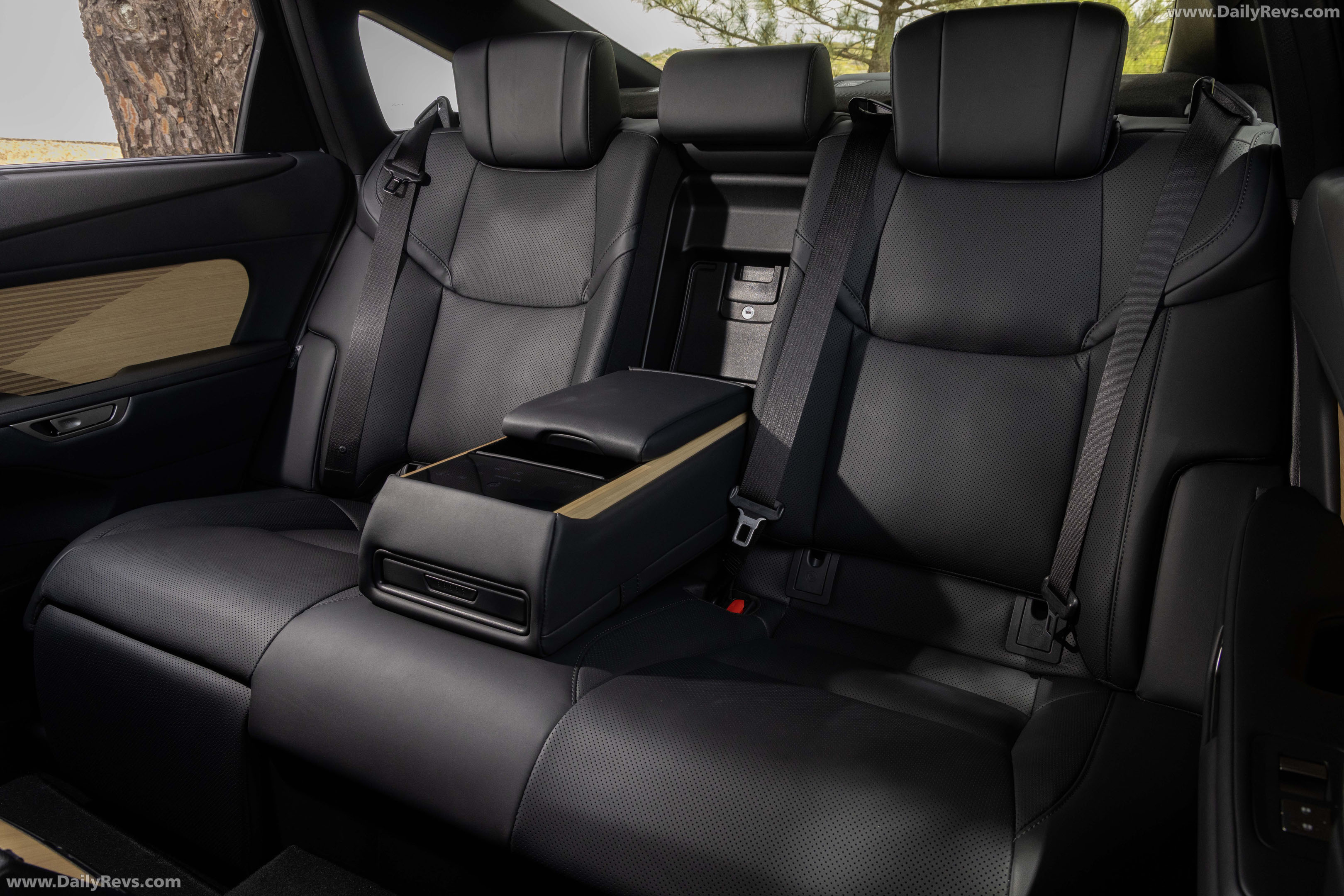 2026 Lexus ES 350e Luxury Executive Sonic Grey Interior