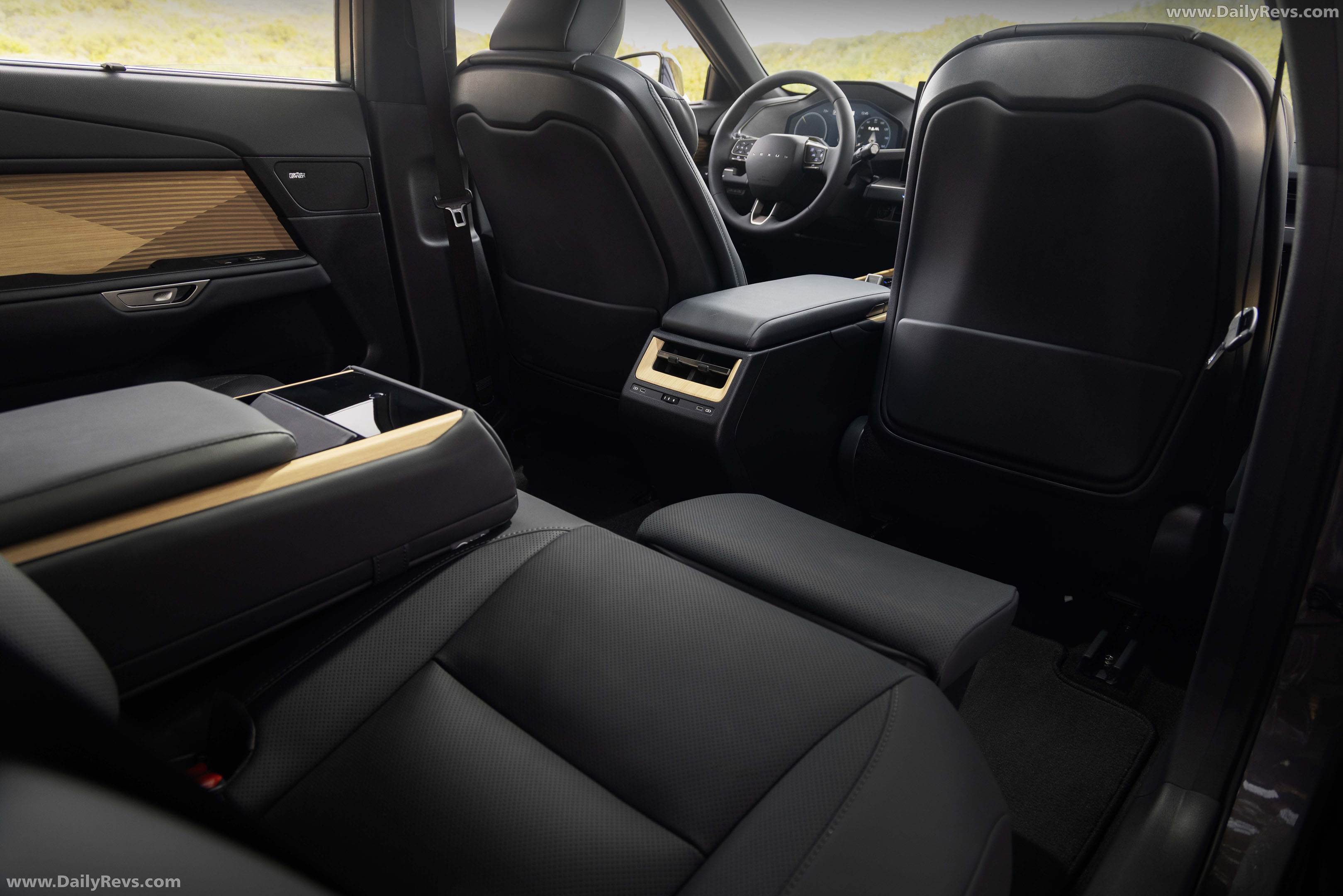 2026 Lexus ES 350e Luxury Executive Sonic Grey Interior