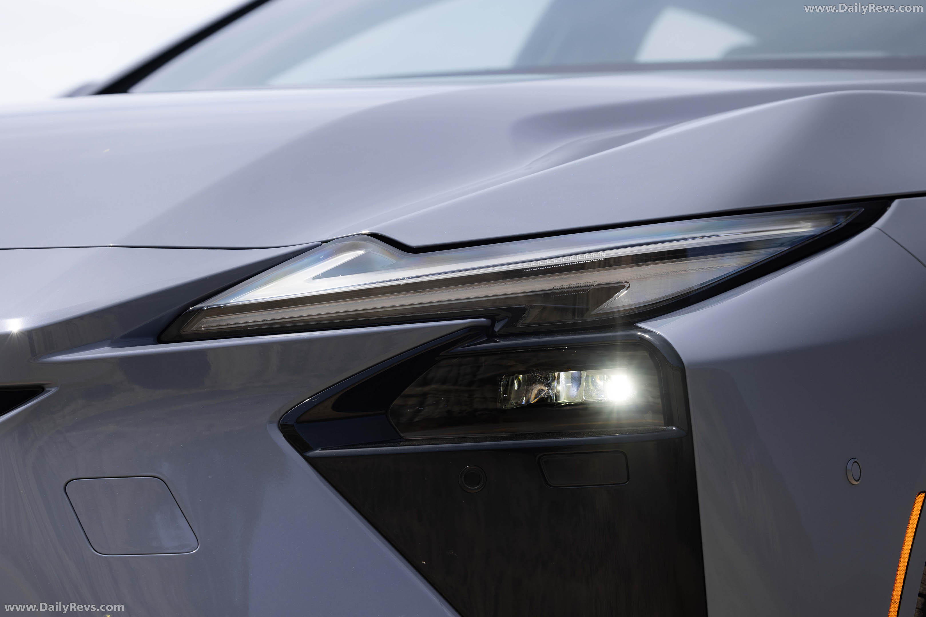 2026 Lexus ES 350H Premium Plus Skylight Blue Exterior