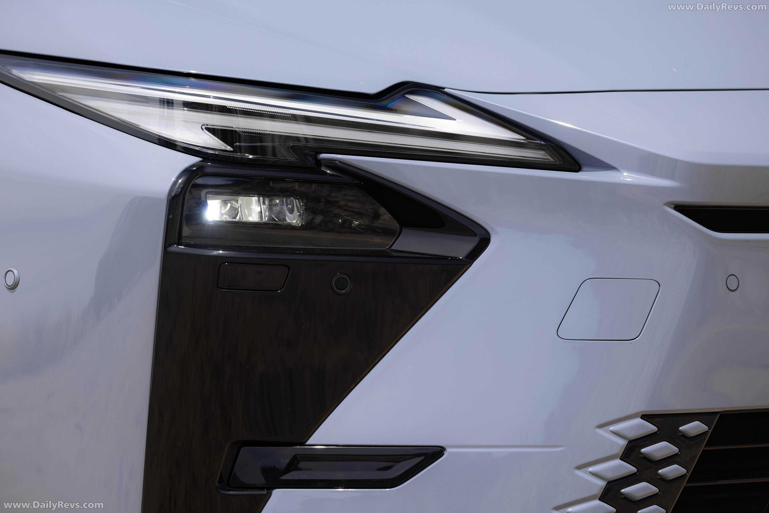 2026 Lexus ES 350H Premium Plus Skylight Blue Exterior