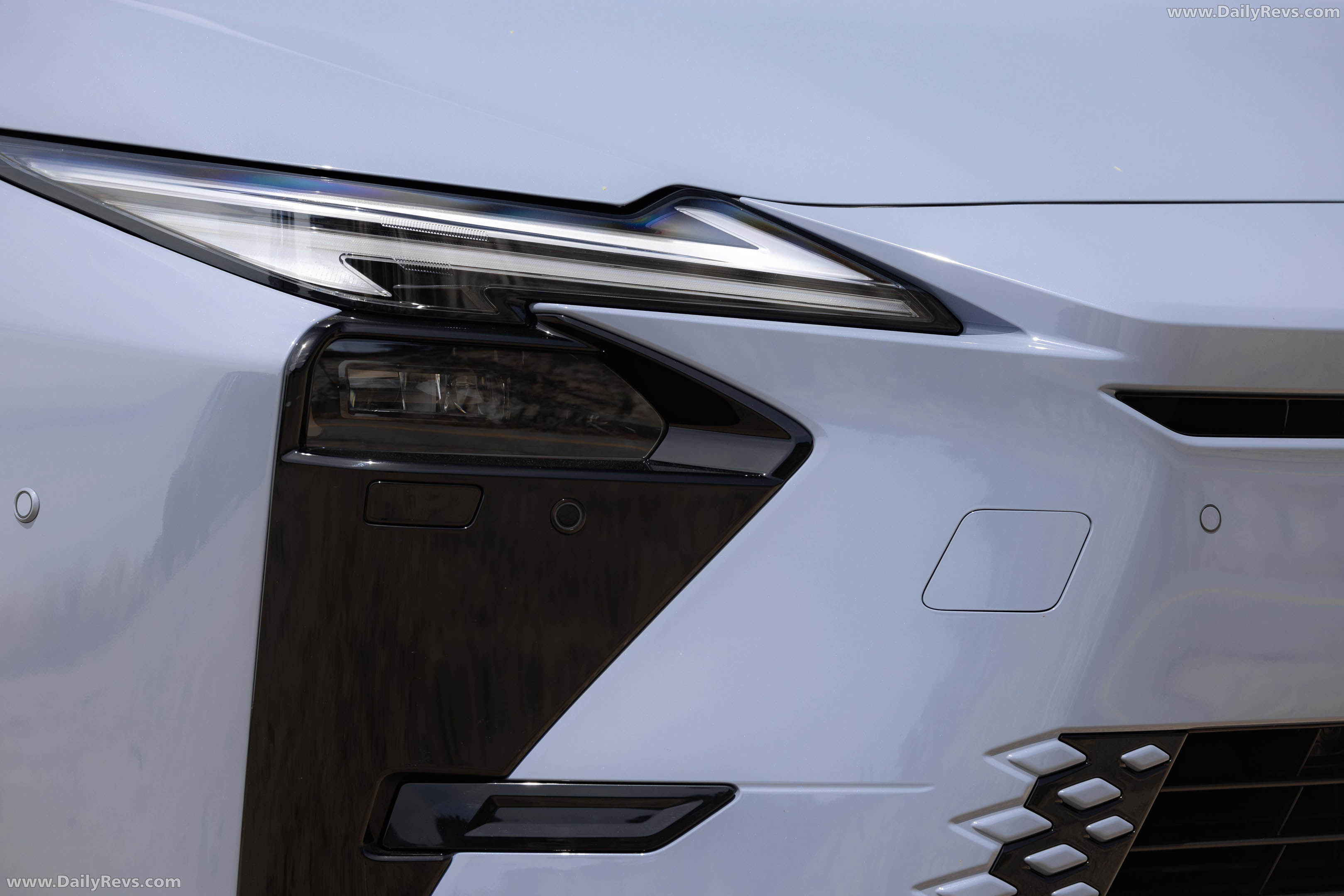 2026 Lexus ES 350H Premium Plus Skylight Blue Exterior