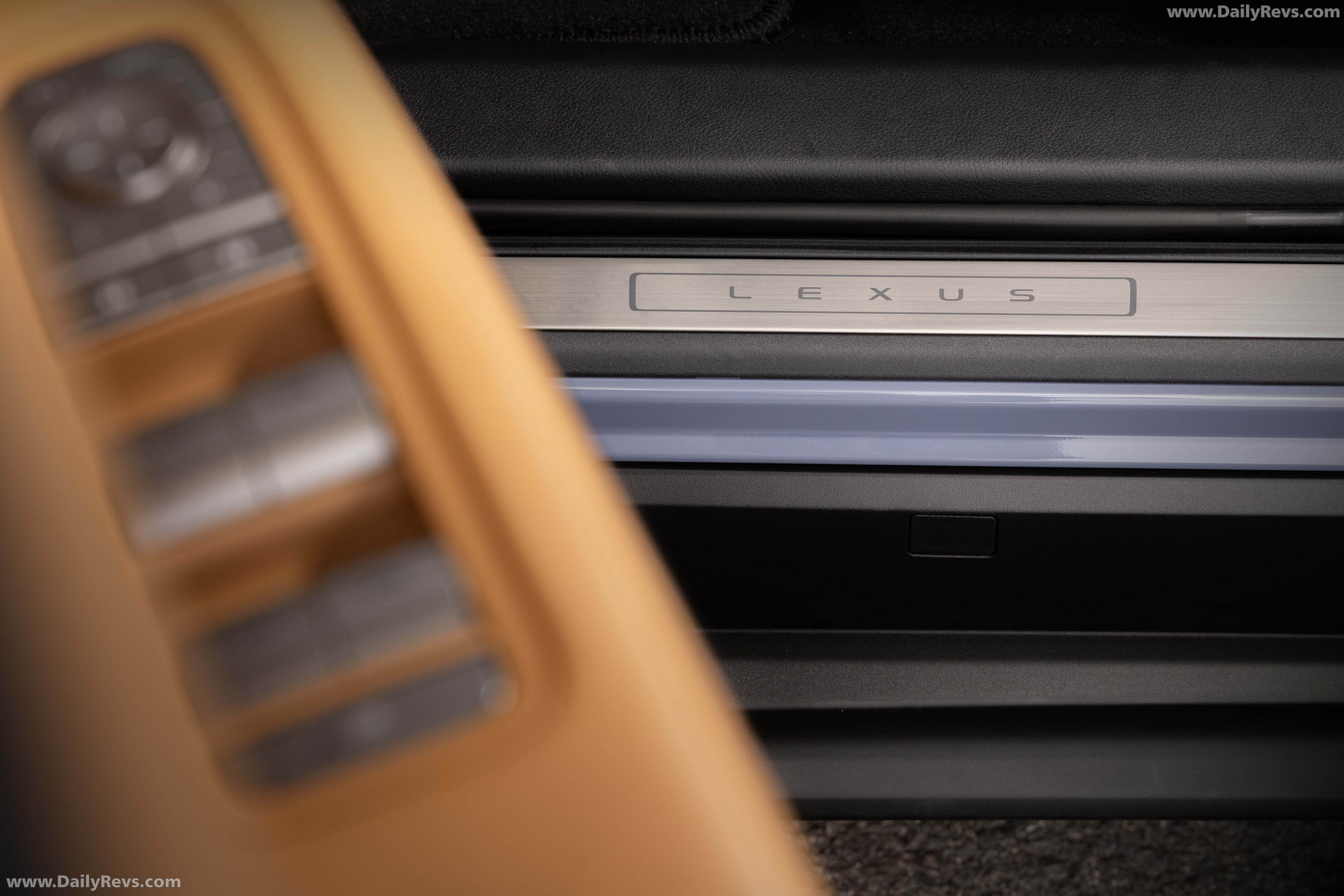 2026 Lexus ES 350H Premium Plus Skylight Blue Interior